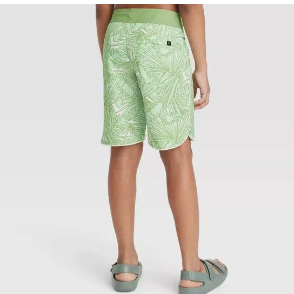 Target Basics Art Class Boys' Green Palm Tree Print Swim Shorts Youth 8 Size US 26 / EU 42 - 2 Thumbnail