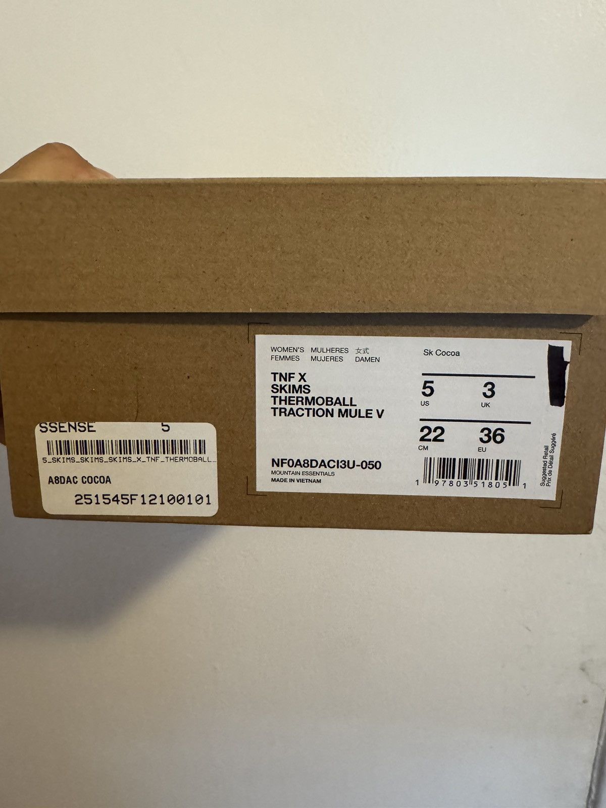 SKIMS × The North Face The North Face X SKIMS Size US 5 / IT 35 - 5 Thumbnail