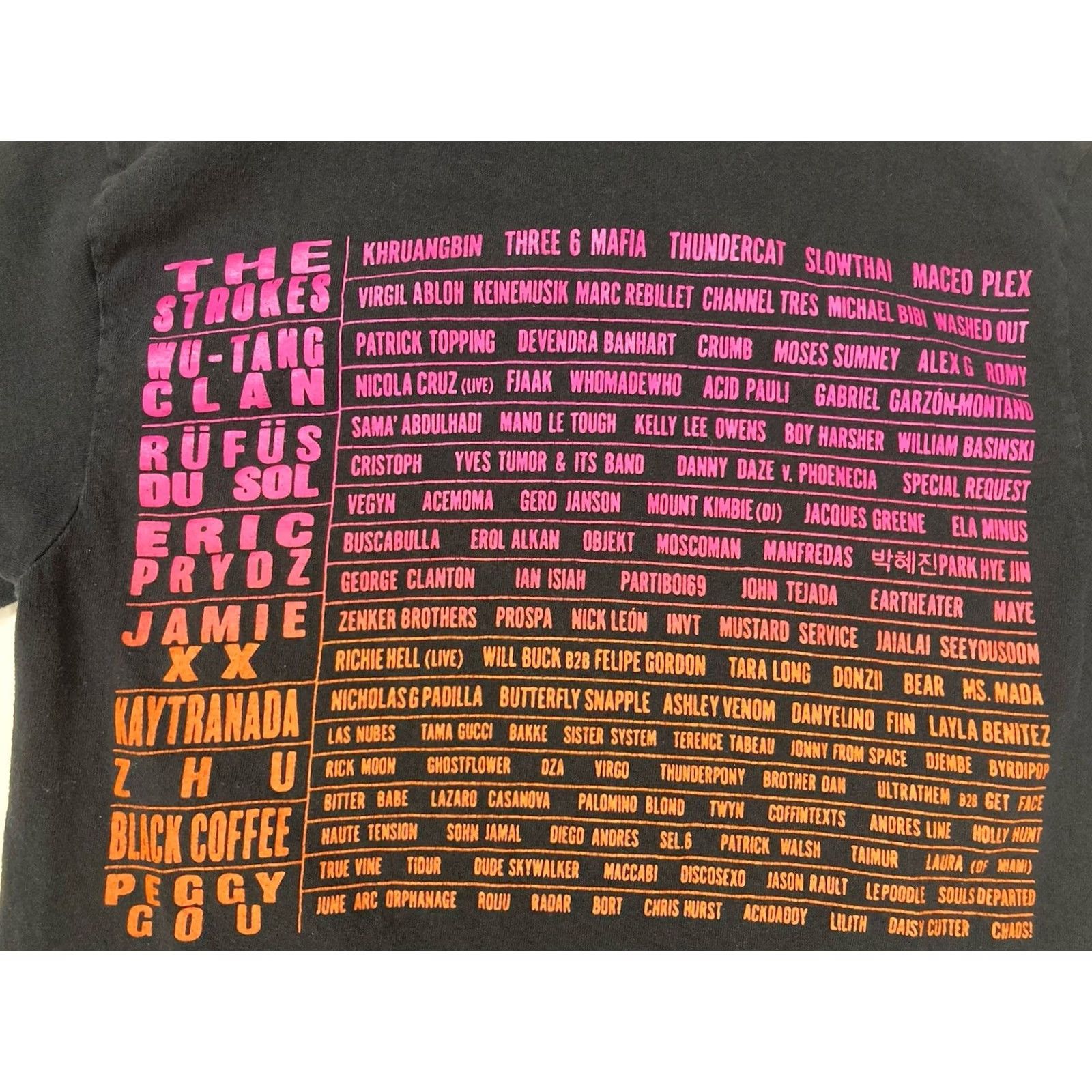 Gildan VINTAGE III Points Festival Graphic T-shirt Women Small Short Sleeve Music 3 Points Size S / US 4 / IT 40 - 4 Thumbnail