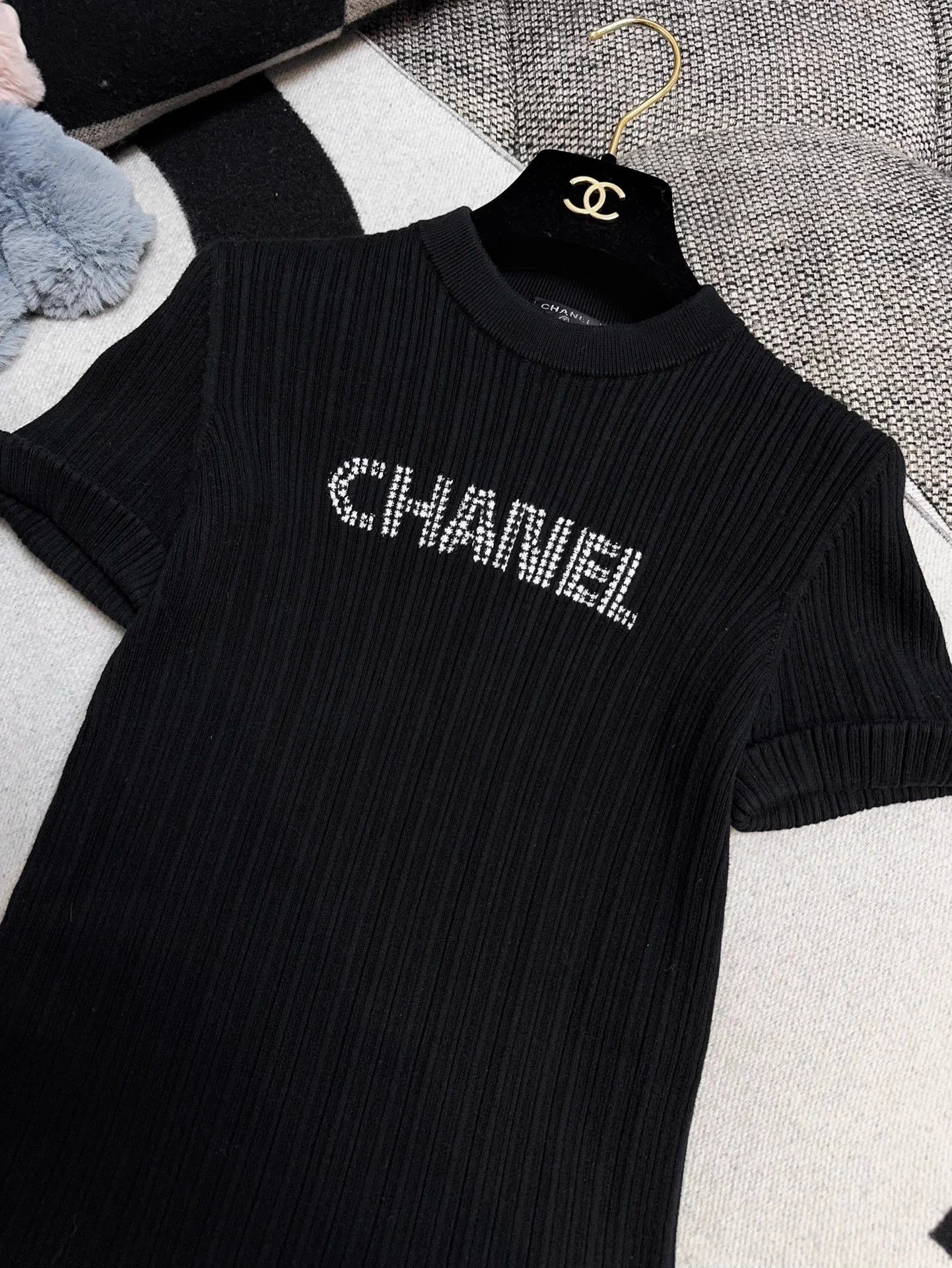 Chanel Chanel 21S CC Logo Black Pleated Knit Short Tee 38 Size S / US 4 / IT 40 - 2 Thumbnail