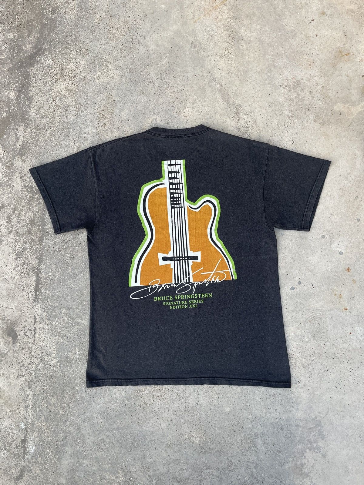 Hard Rock Cafe × Vintage Vintage Hard Rock Cafe Bruce Springsteen Signature Series Size US M / EU 48-50 / 2 - 1 Thumbnail