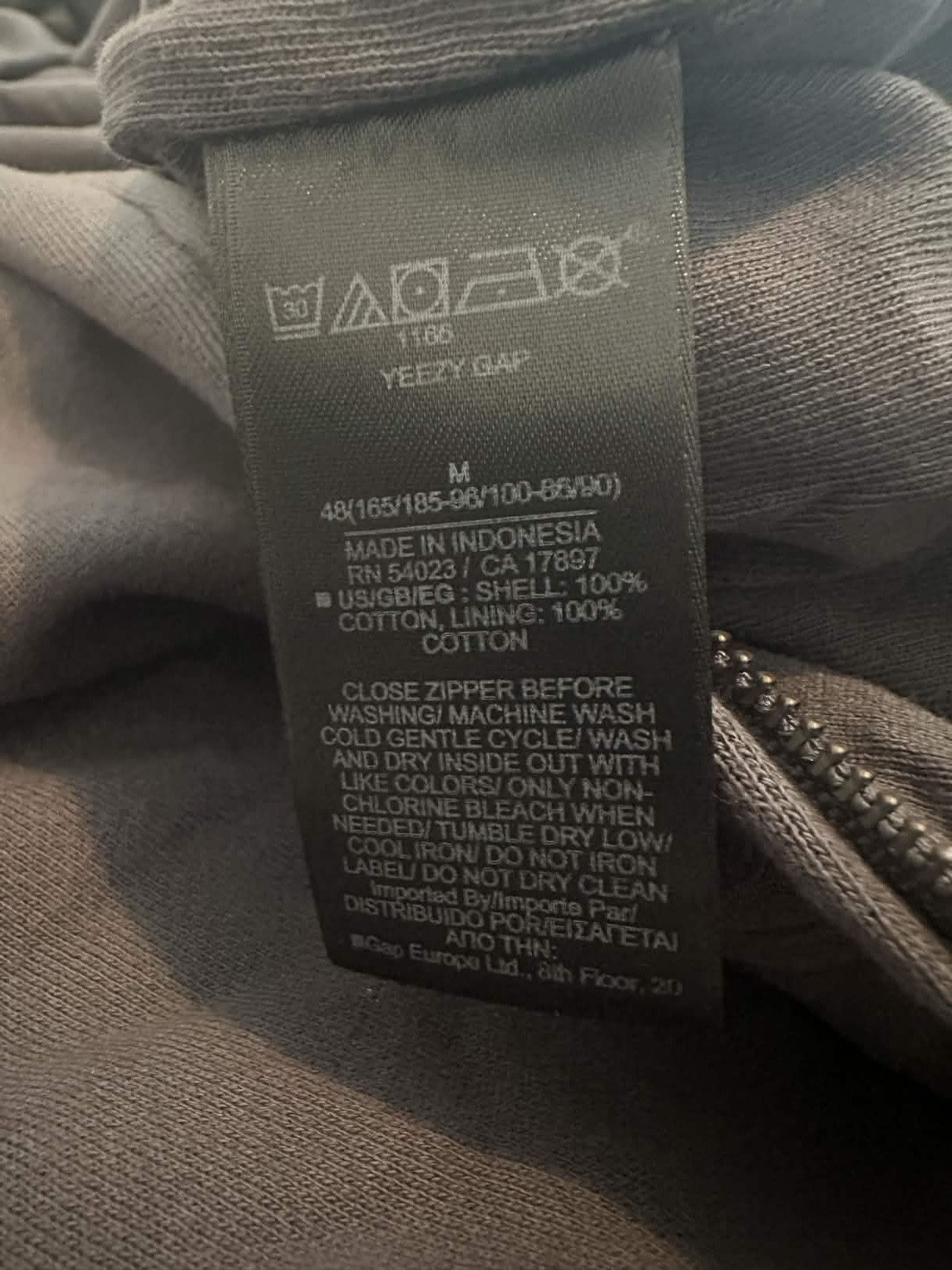 Balenciaga × Gap × Yeezy UNRELEASED ZIP-UP HOODIE Size US M / EU 48-50 / 2 - 3 Thumbnail