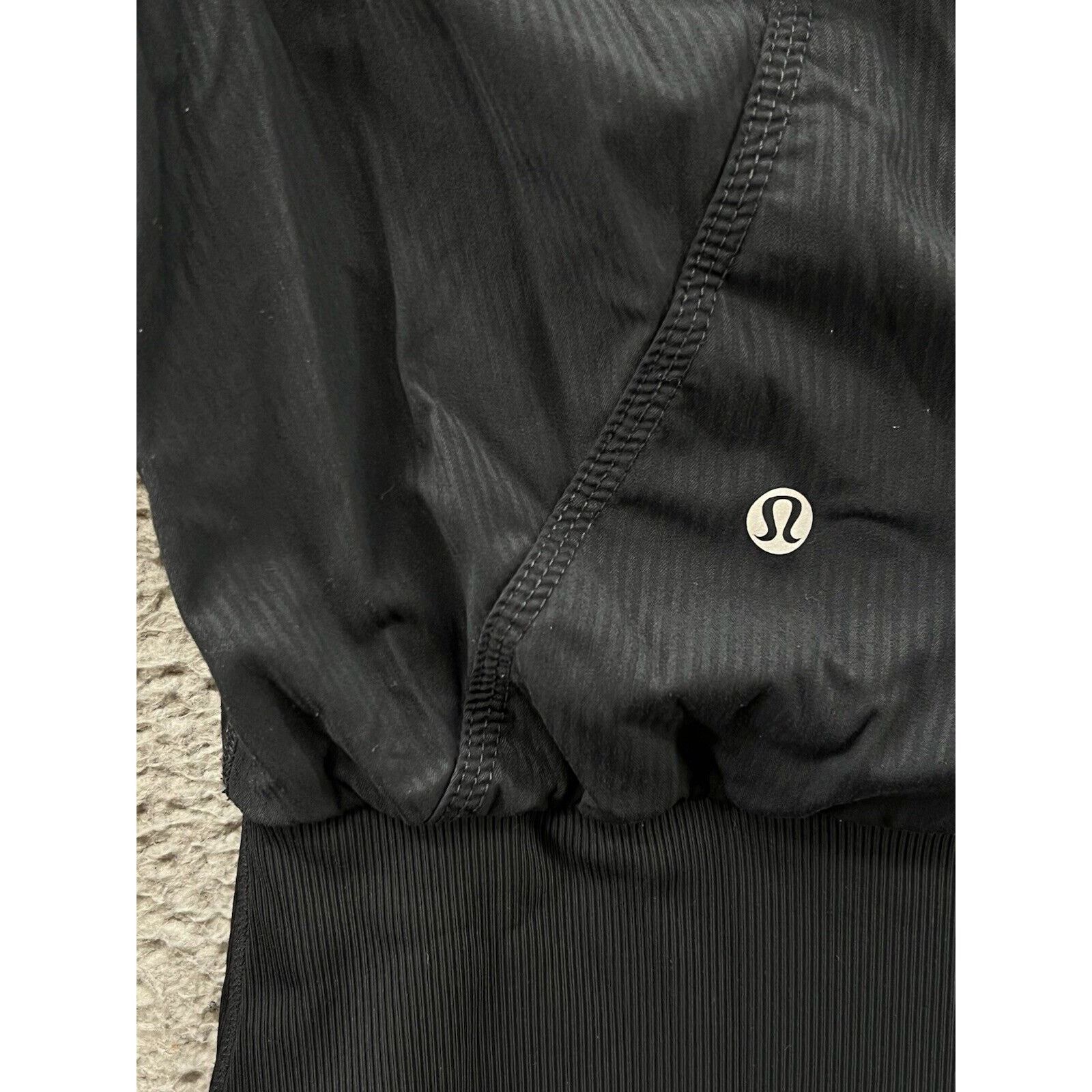 Other Lululemon Dance Studio Reversible Black/Gray Jacket Size 10 Size L / US 10 / IT 46 - 5 Thumbnail
