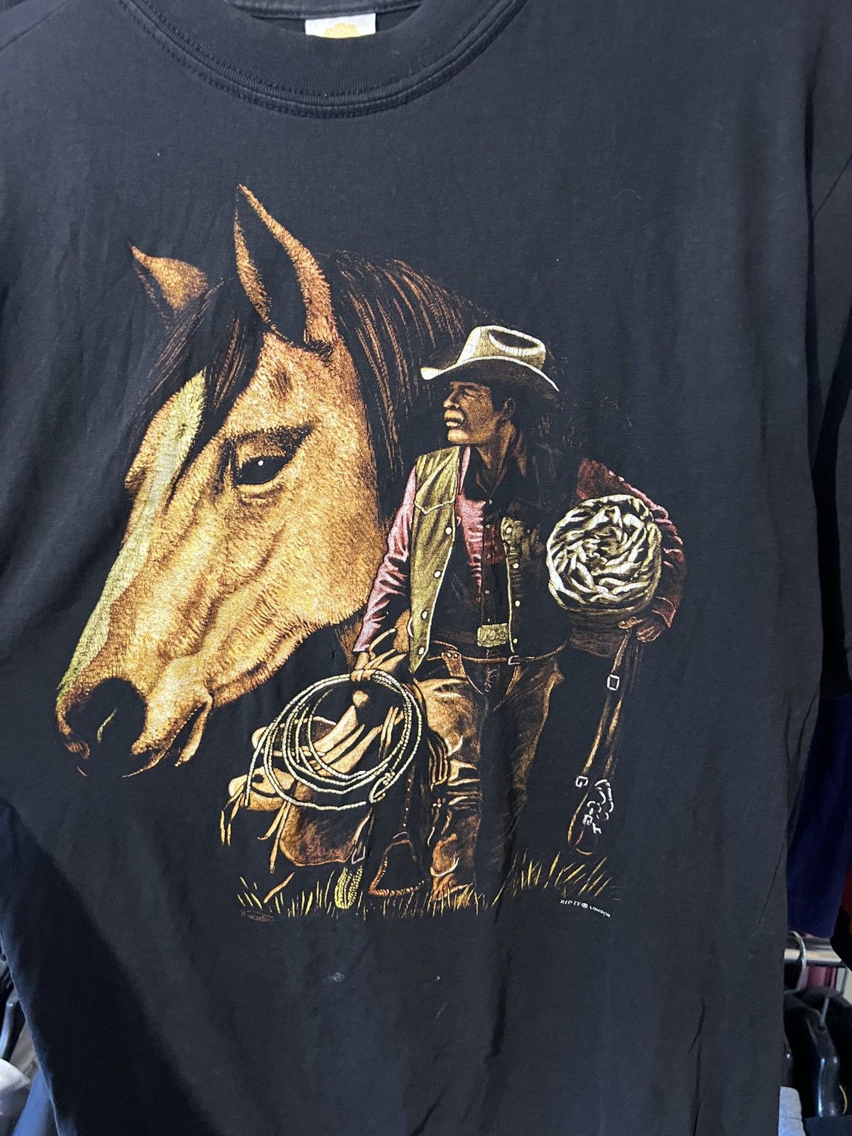 Vintage VINTAGE ZIP IT LONDON NATIVE AMERICAN T SHIRT NATURE STYLE Size US L / EU 52-54 / 3 - 2 Thumbnail