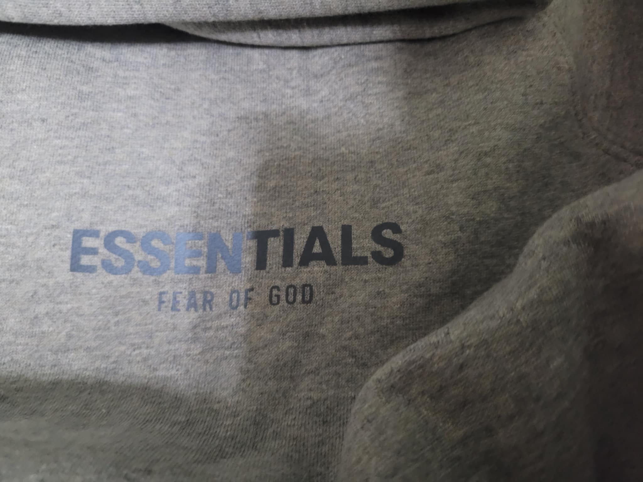 Fear of God sz L FOG Essentials Core Collection Pullover Heather Oatmeal Size US L / EU 52-54 / 3 - 6 Thumbnail