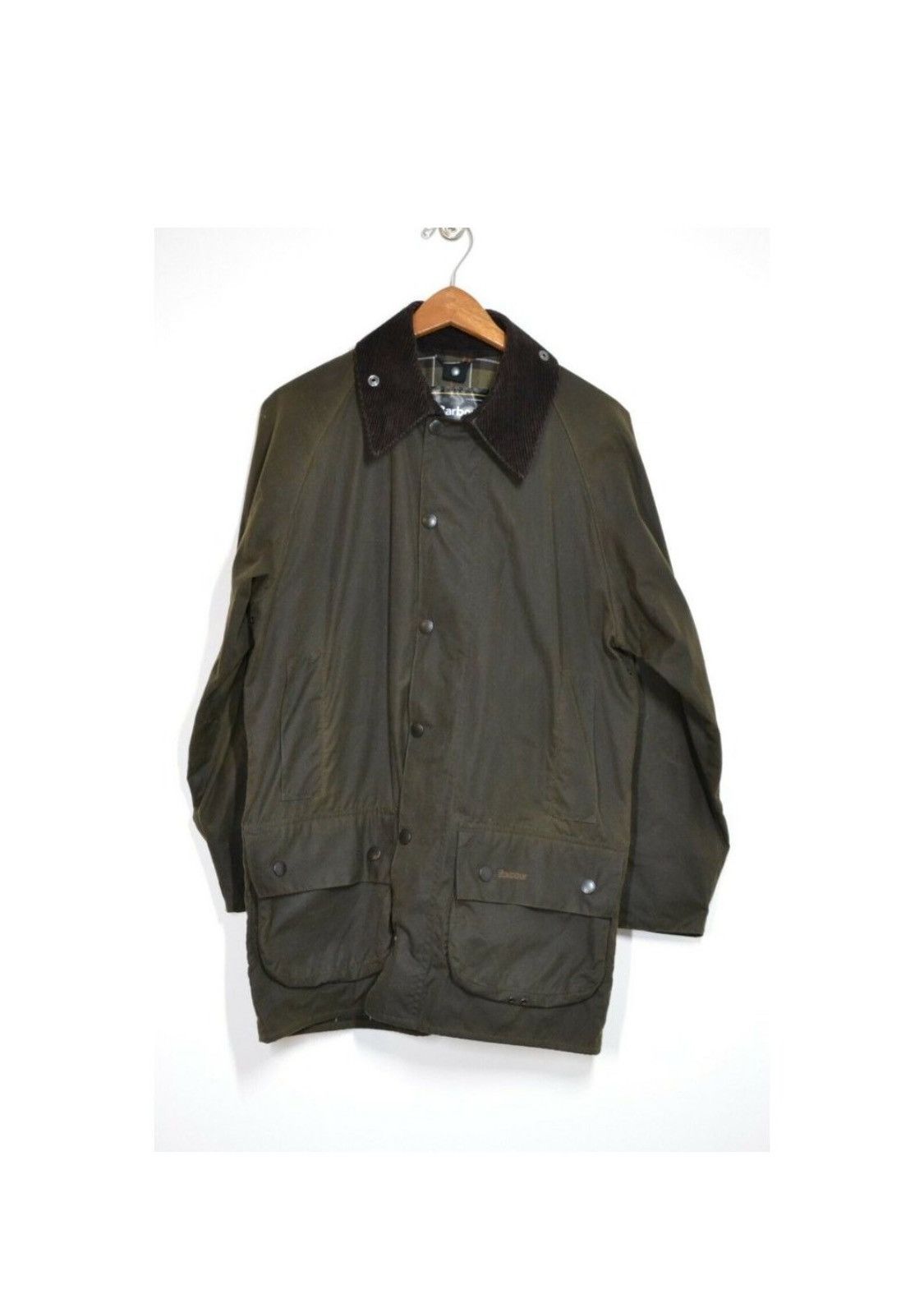 image of Barbour Classic Beaufort Wax Cotton Jacket in Green, Men's (Size Small)