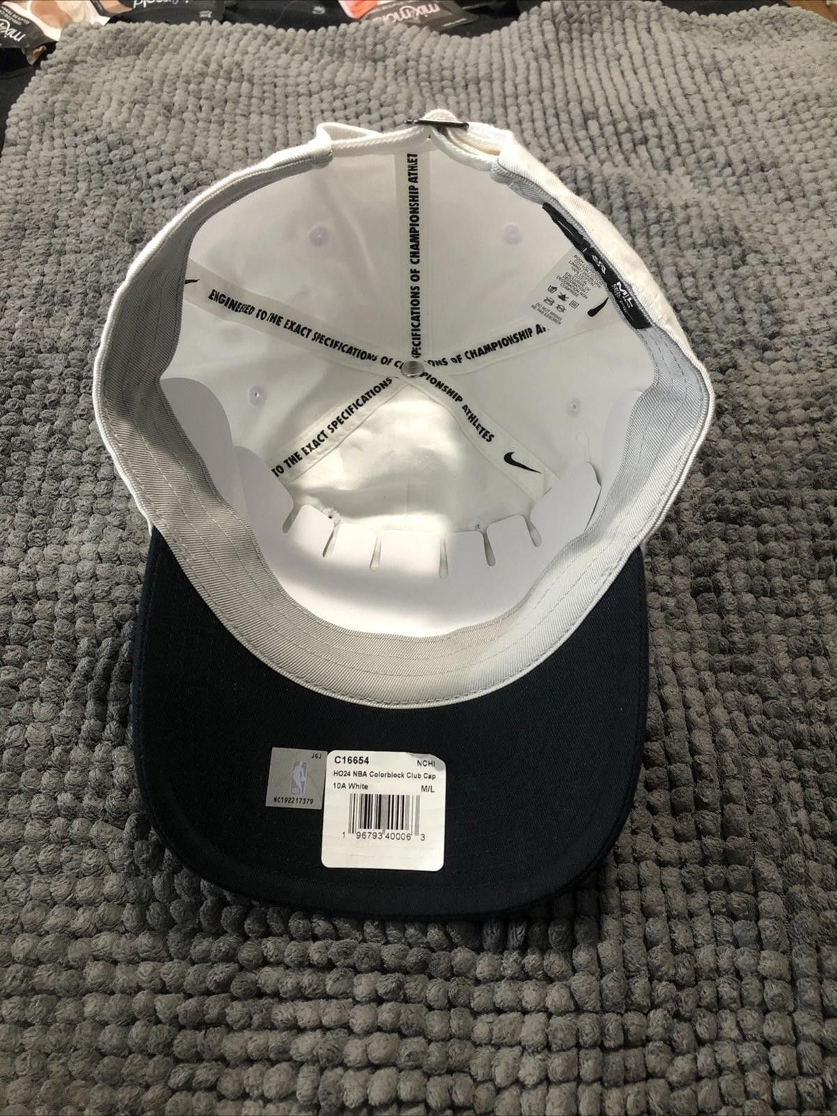 Nike Chicago Bulls Nike Adult White Club Cap M/L NWT Size ONE SIZE - 6 Thumbnail