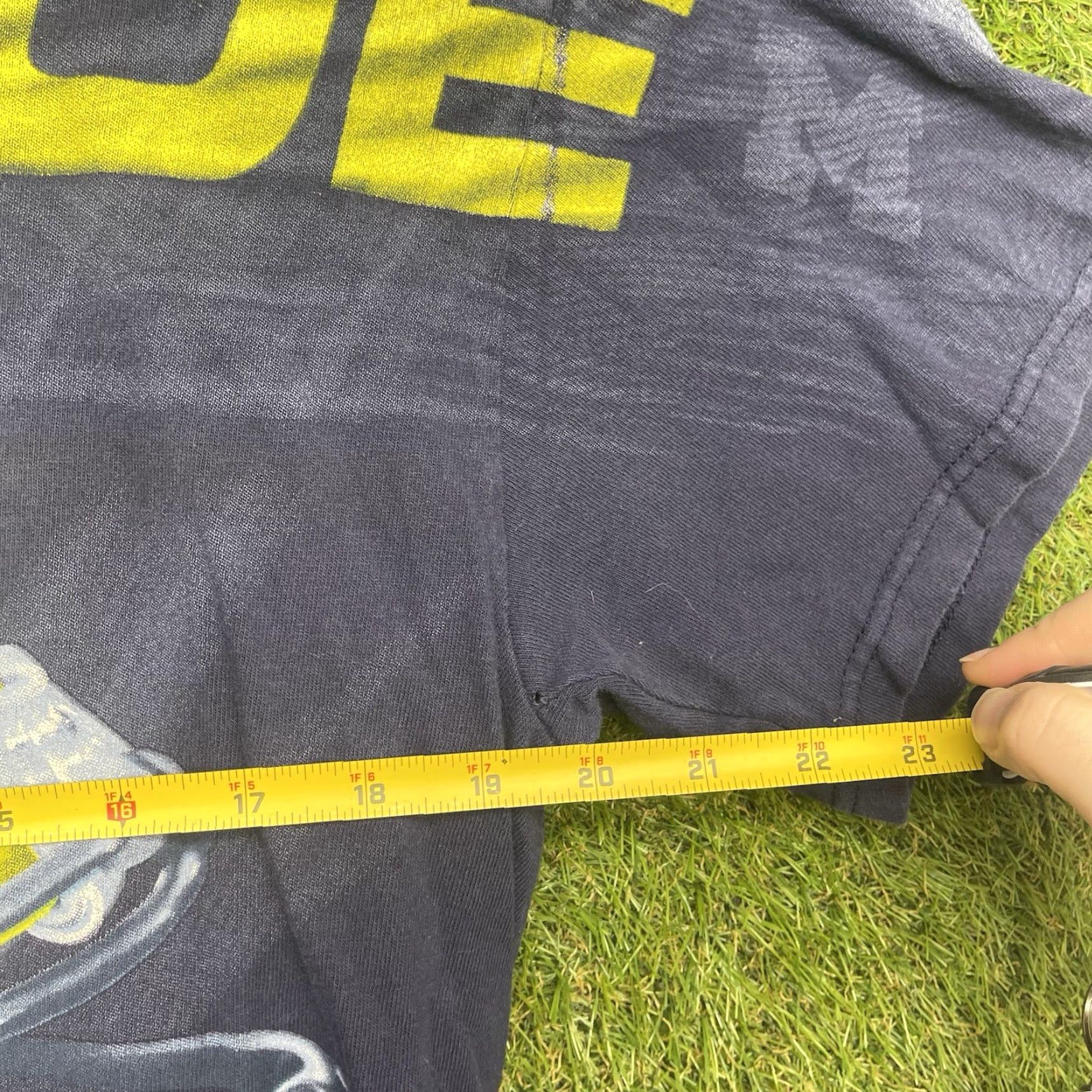 Delta VINTAGE University of Michigan Shirt Mens Large AOP Double Sided Football NCAA Go Blue Size US L / EU 52-54 / 3 - 4 Thumbnail