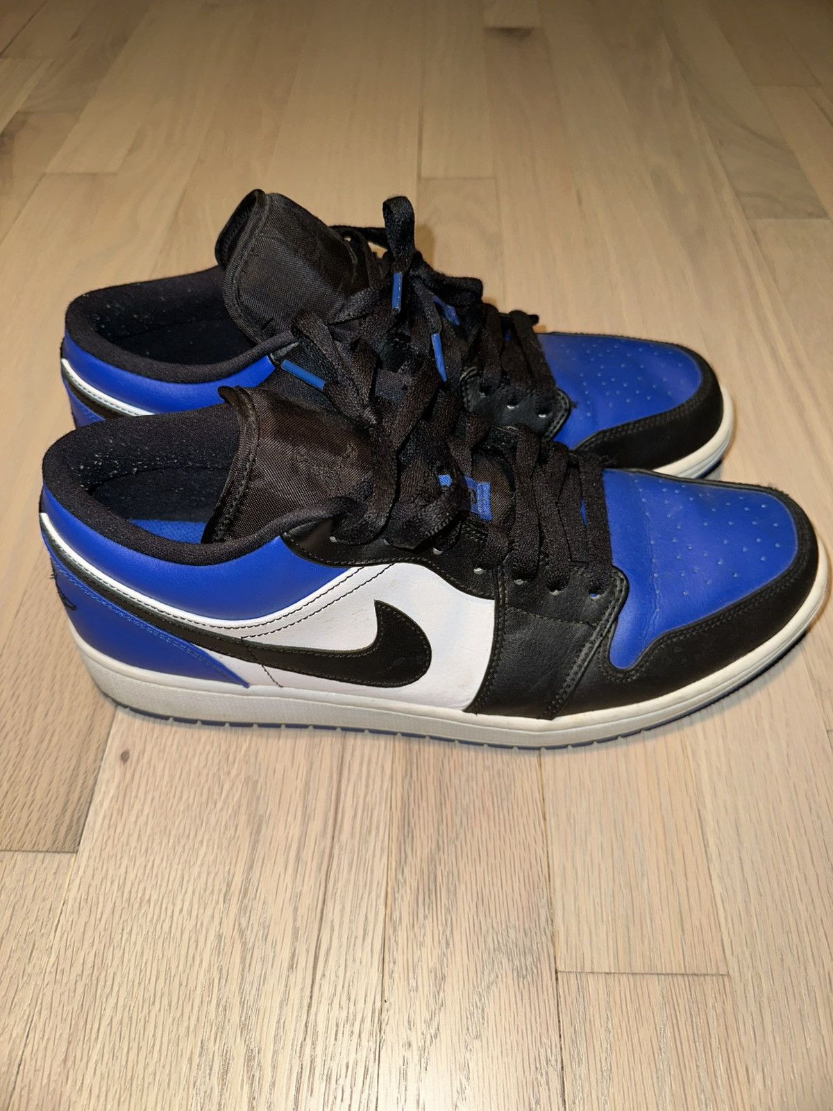 Nike Air Jordan 1 Low Royal Blue Size US 12 / EU 45 - 2 Thumbnail