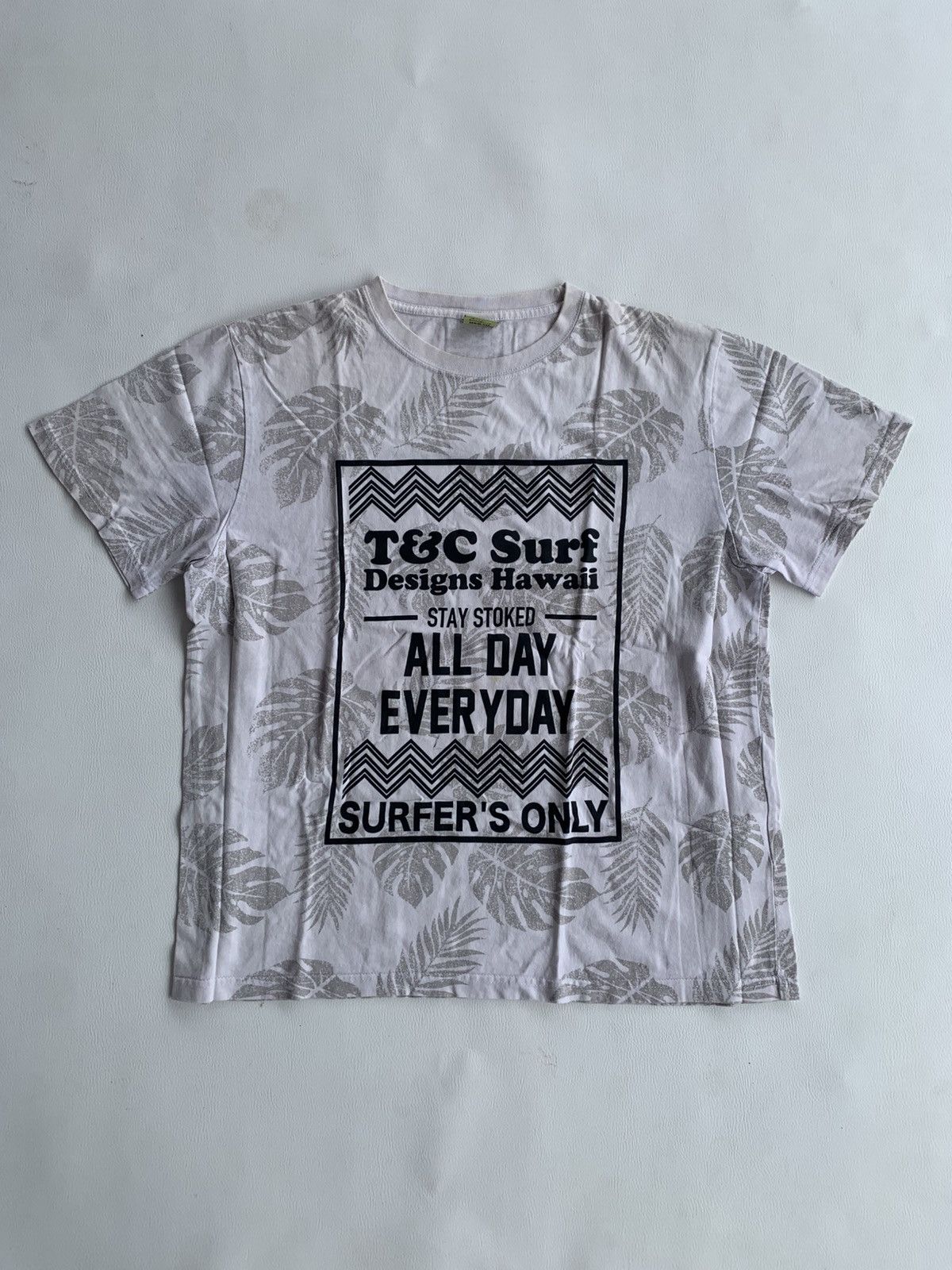 Le Grande Bleu (L.G.B.) Bedrock x L.G.B white t-shirt undercover