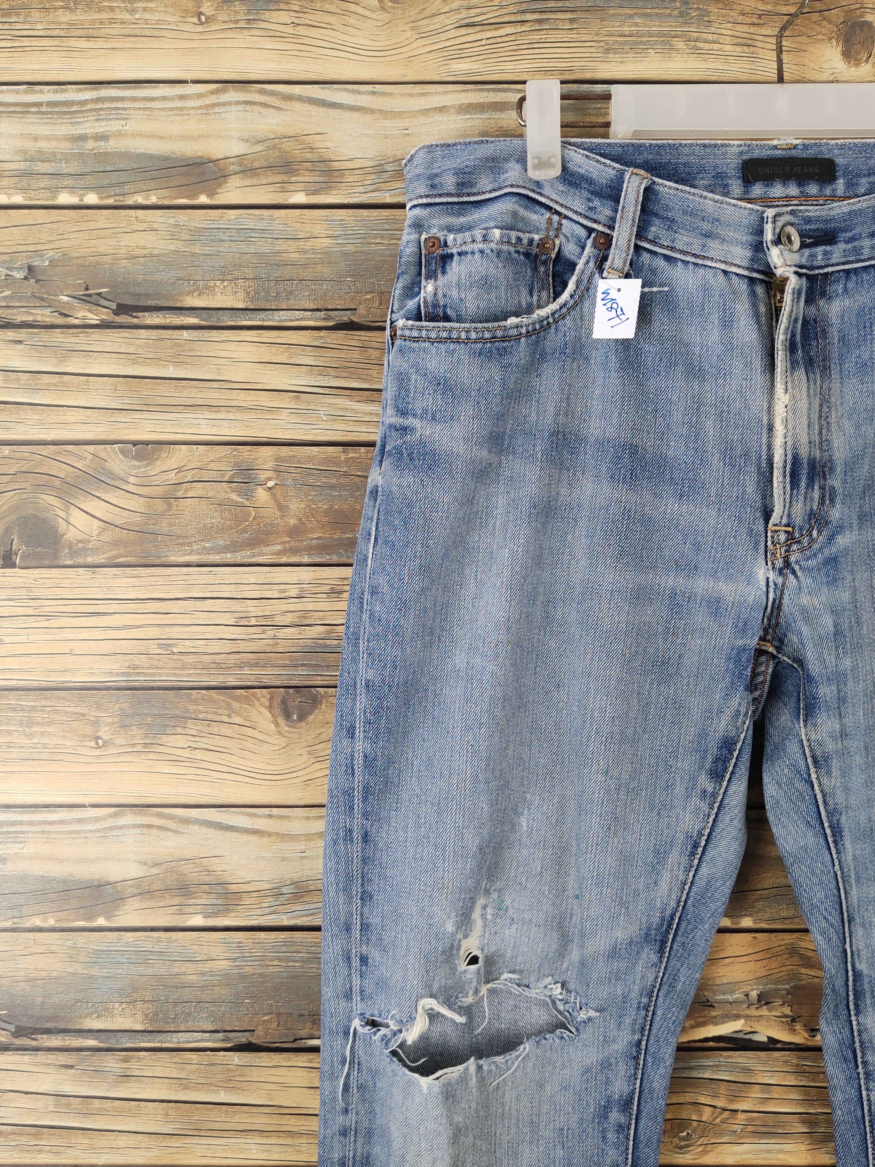 Japanese Brand Uniqlo fabric by kaihara Blue Distressed Ripped Jeans #W1871 Size US 34 / EU 50 - 3 Thumbnail