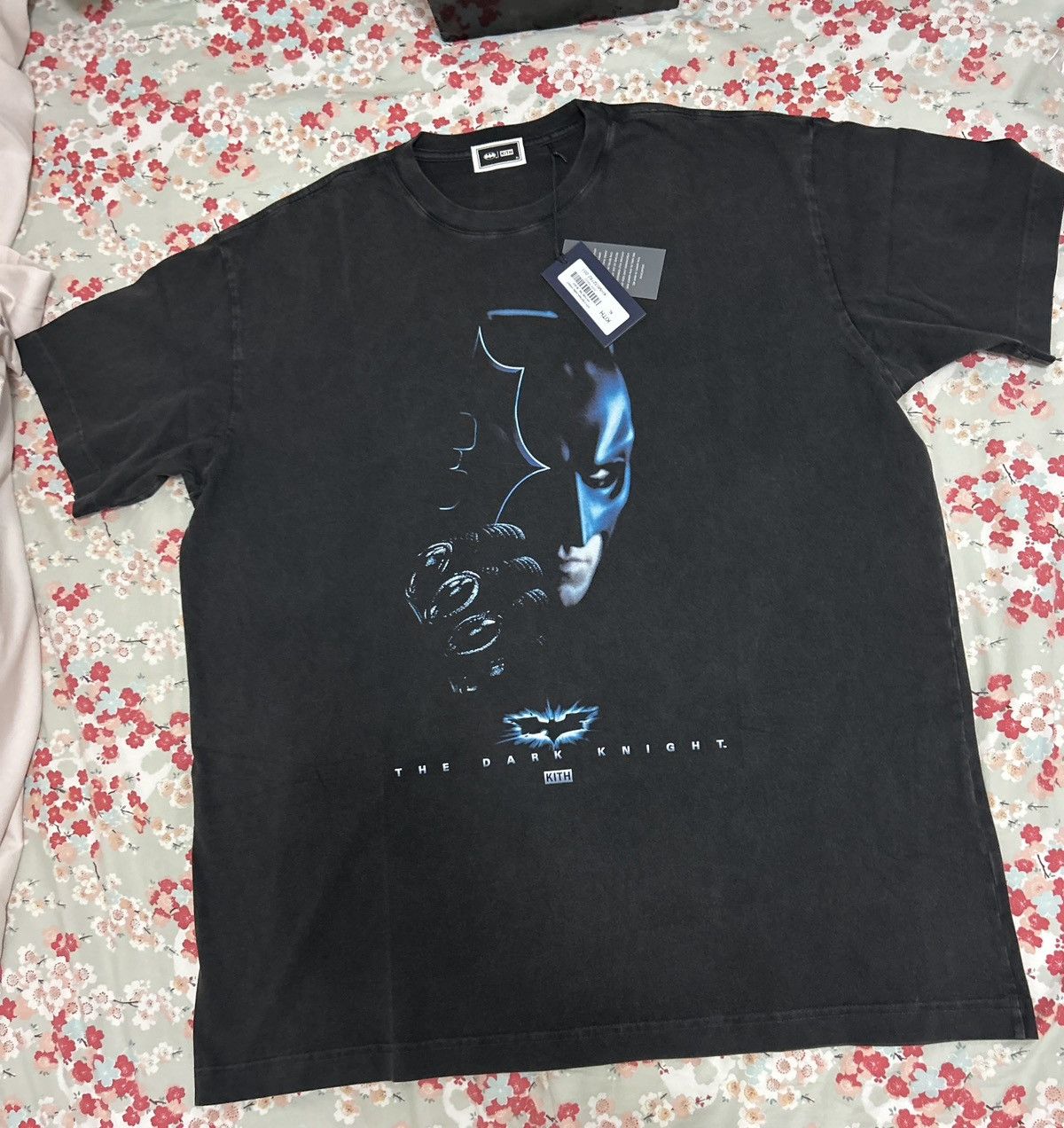 DC Comics × Kith Kith x Batman dark knight vintage tee shirt Size US XL / EU 56 / 4 - 1 Thumbnail