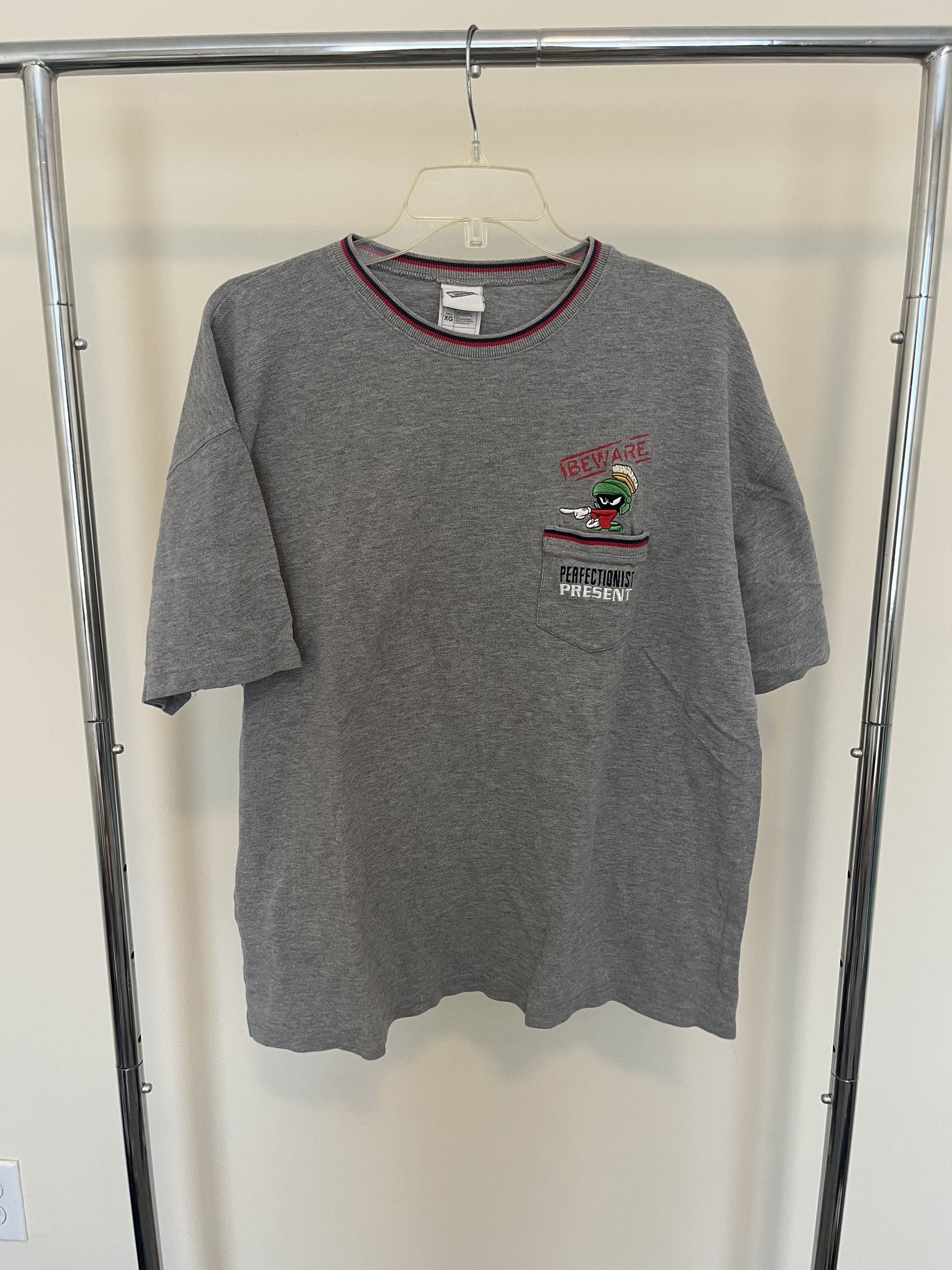Vintage × Warner Bros Rare Vintage Warner Bros "Marvin the Martin" Embroidered Tee Size US XL / EU 56 / 4 - 1 Thumbnail