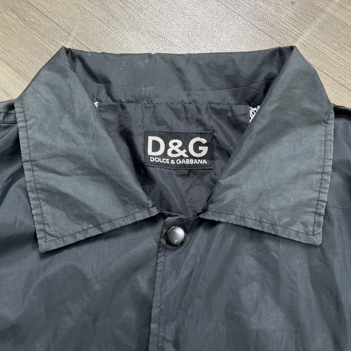 Dolce & Gabbana Vintage Dolce & Cabbana Spell Out Big Logo Coach Jacket Size US L / EU 52-54 / 3 - 17 Thumbnail
