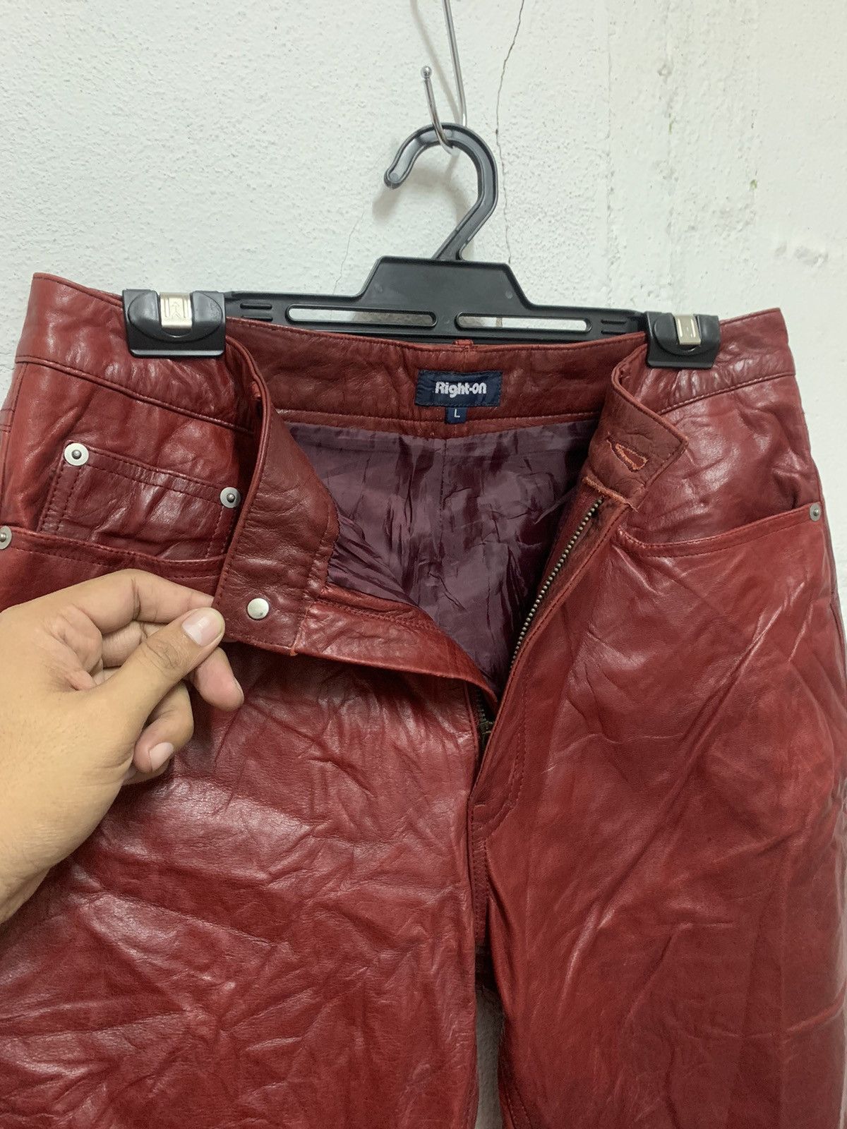 Japanese Brand × Leather × Vintage Vintage Right On Real Leather Pants ‘cowhide’ Size US 30 / EU 46 - 6 Thumbnail