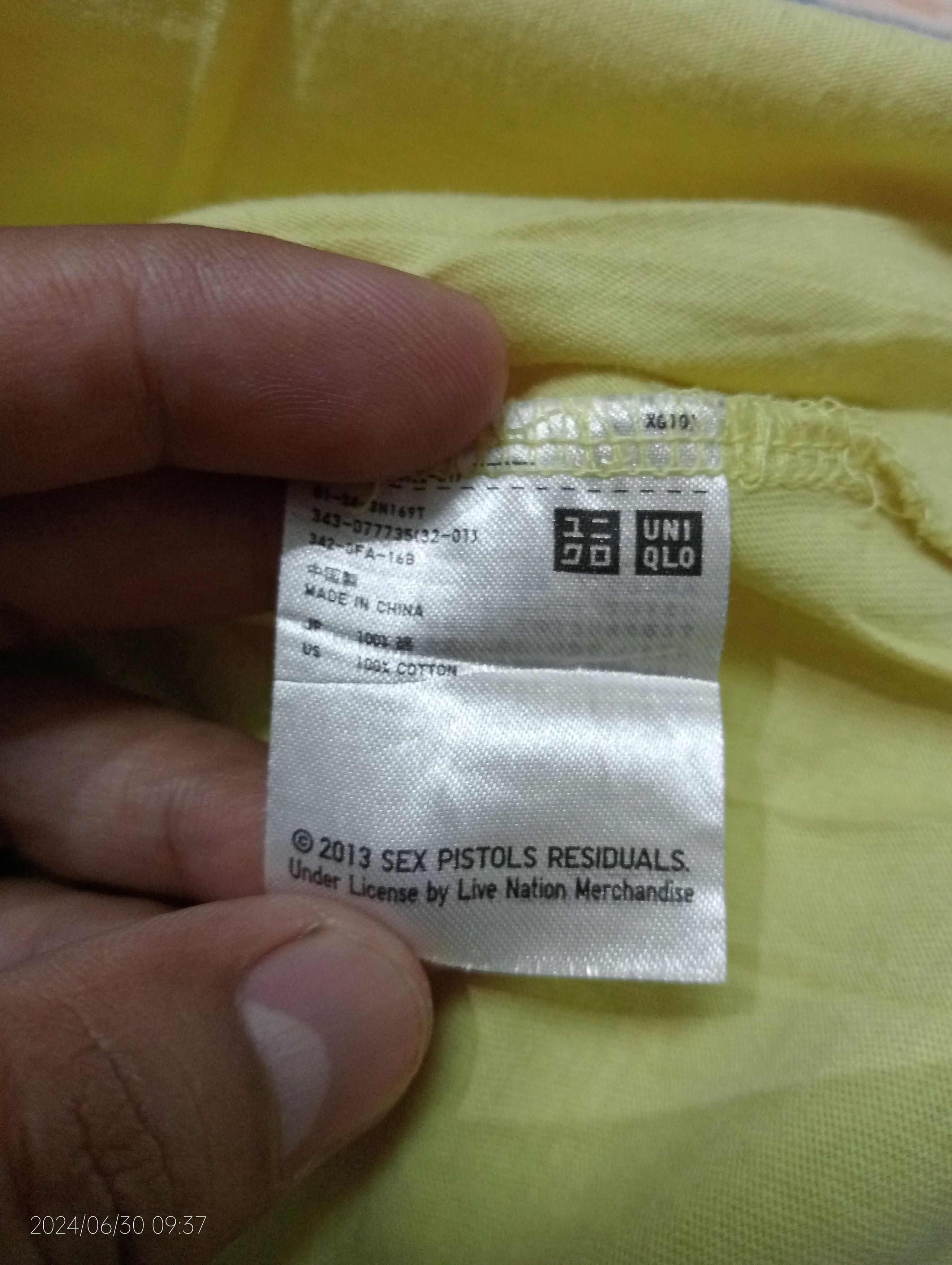 Band Tees UNIQLO X Sex Pistols No Feelings Tee Size US S / EU 44-46 / 1 - 2 Thumbnail