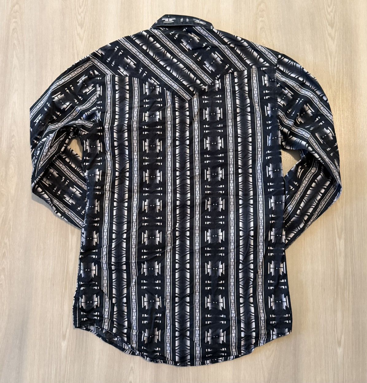Other Rock & Roll Denim Black White Pearl Snap Aztec Fit Sz S Size US S / EU 44-46 / 1 - 3 Thumbnail