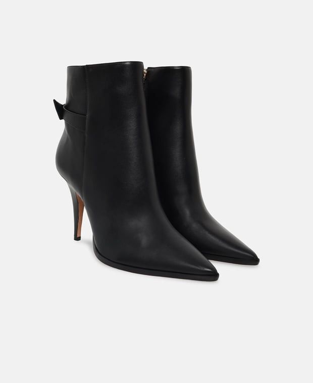 Clarita Ankle boots