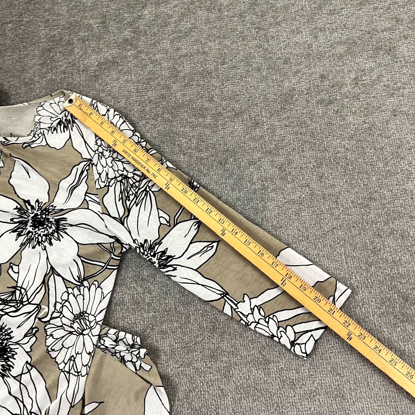 Vintage **CLARA SUN WOO Womens Large Floral Tunic Shirt 3/4 Sleeve** User: **CLARA SUN WOO Large Floral Tunic Shirt for Women 3/4 Sleeve** Size L / US 10 / IT 46 - 5 Thumbnail