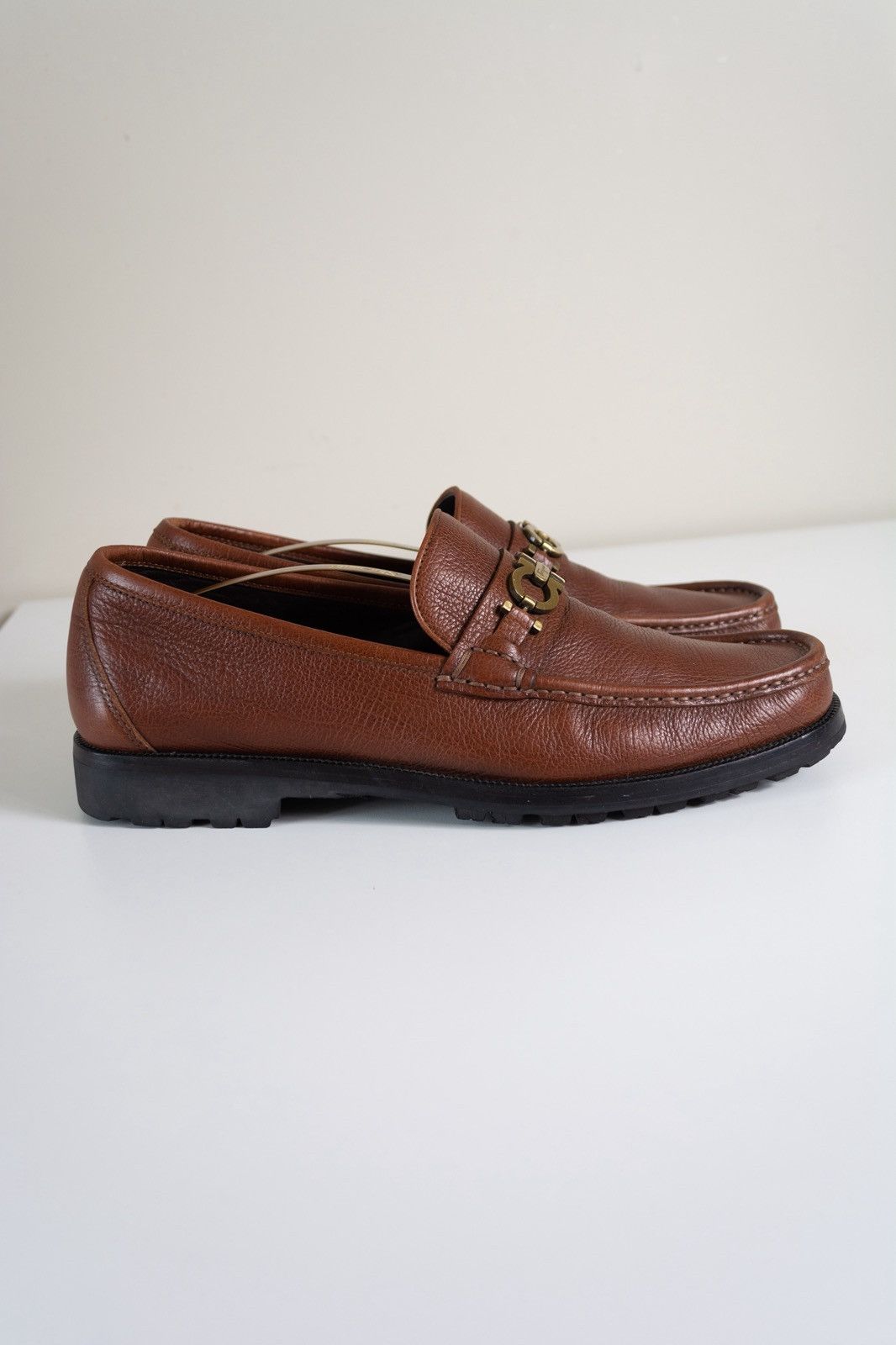 Salvatore Ferragamo Salvatore Ferragamo brown leather loafers shoes gold Size US 8.5 / EU 41-42 - 3 Thumbnail