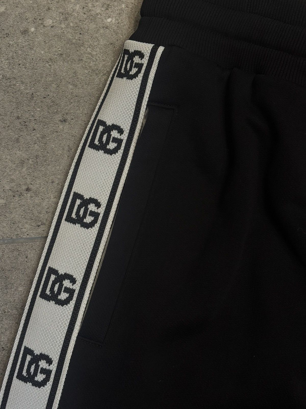 Dolce & Gabbana DOLCE & GABBANA SATIN PANTS SIZE 54 Size US 40 / EU 56 - 5 Thumbnail
