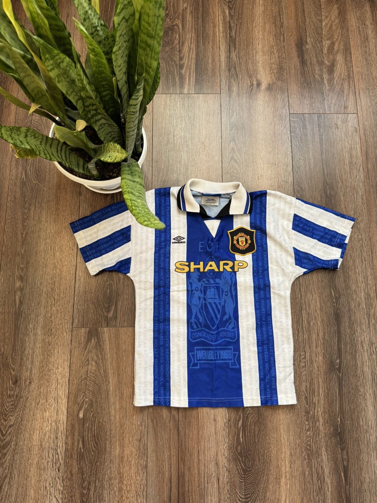 Umbro Boys Kids Umbro Manchester United 1994 1995 Third Football Soccer Shirt Jersey Size US L / EU 52-54 / 3 - 1 Thumbnail