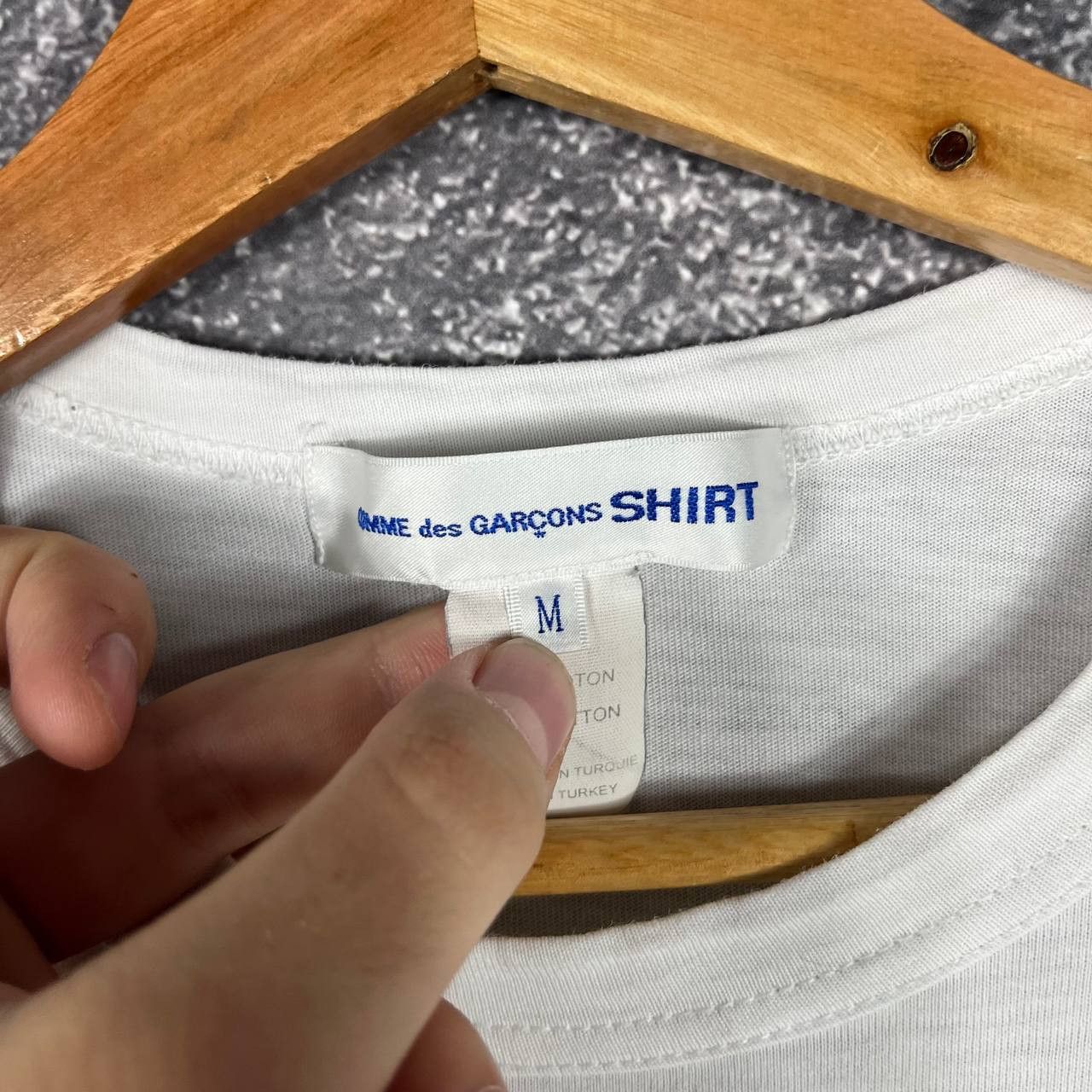 Comme des Garcons SHIRT Comme Des Garcons SHIRT Back Logo T-Shirt Basic Essentials Size US M / EU 48-50 / 2 - 3 Thumbnail