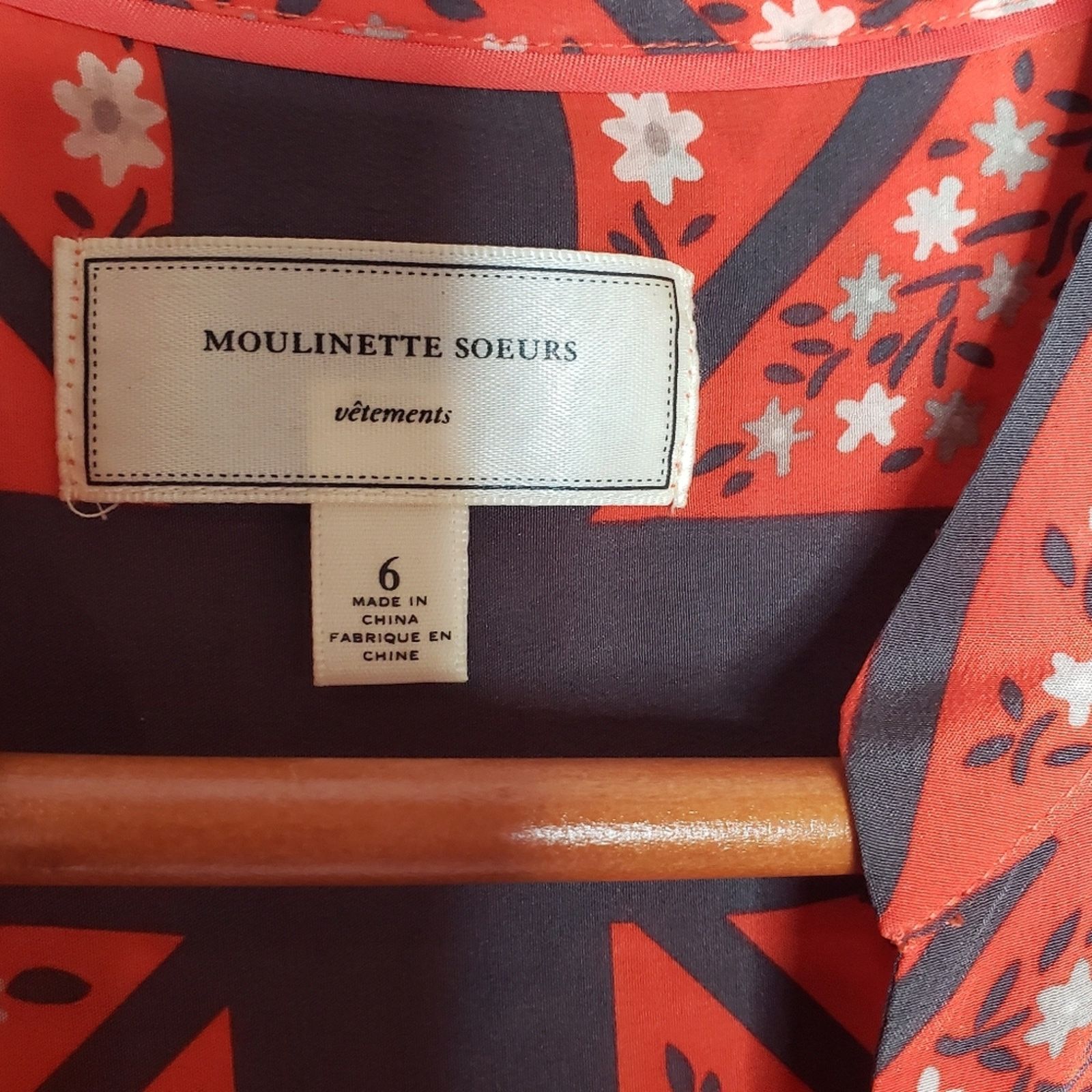 The Unbranded Brand EUC Anthropologie Moulinette Soeurs 100% silk button up sz 6 Size M / US 6-8 / IT 42-44 - 8 Thumbnail