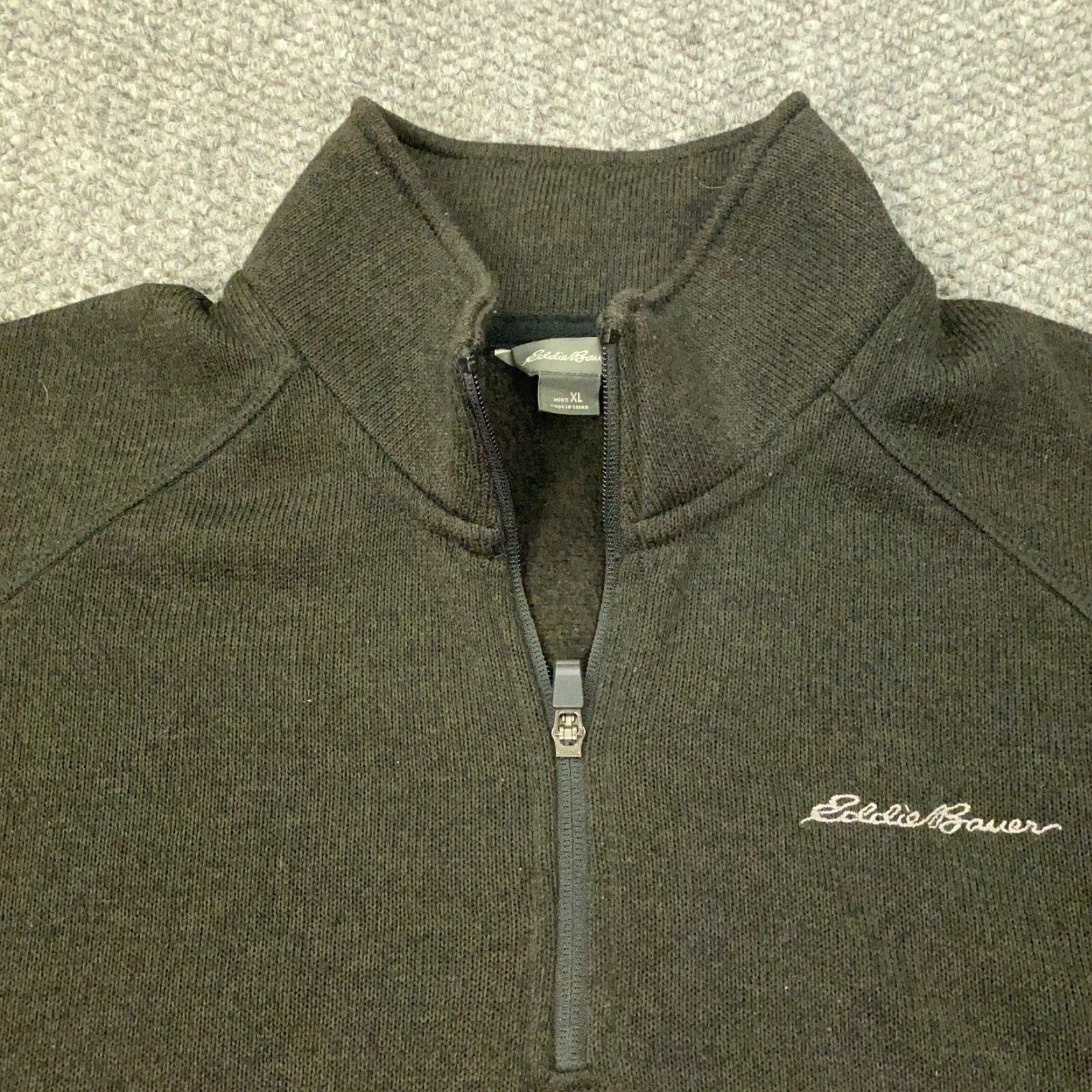 Eddie Bauer Eddie Bauer Mens Pullover XL Dark Gray Fleece 1/4 Zip Embroidered Sweatshirt Size US XL / EU 56 / 4 - 3 Thumbnail