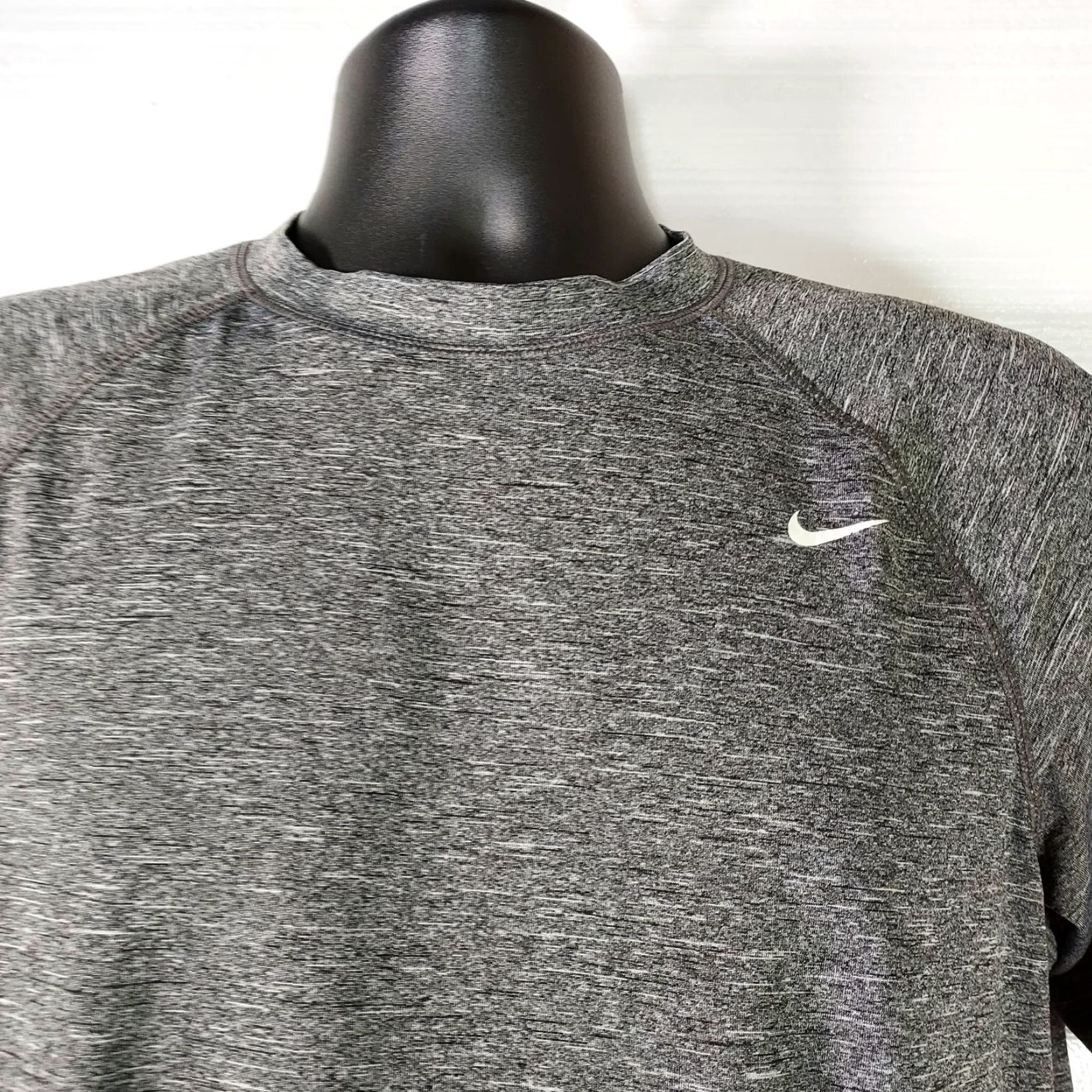 Nike Nike Dri-FIT Men's Gray Short Sleeve T-Shirt Activewear L Size US L / EU 52-54 / 3 - 5 Thumbnail
