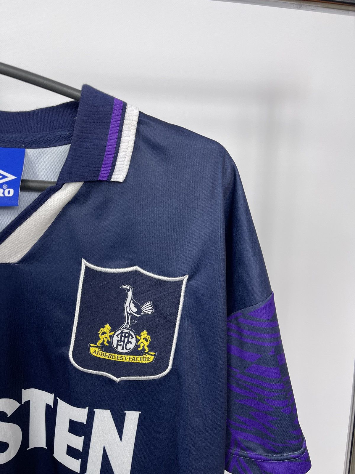 Umbro Tottenham 1994/1995 Away Football Shirt Umbro Size M Purple Size US M / EU 48-50 / 2 - 2 Thumbnail