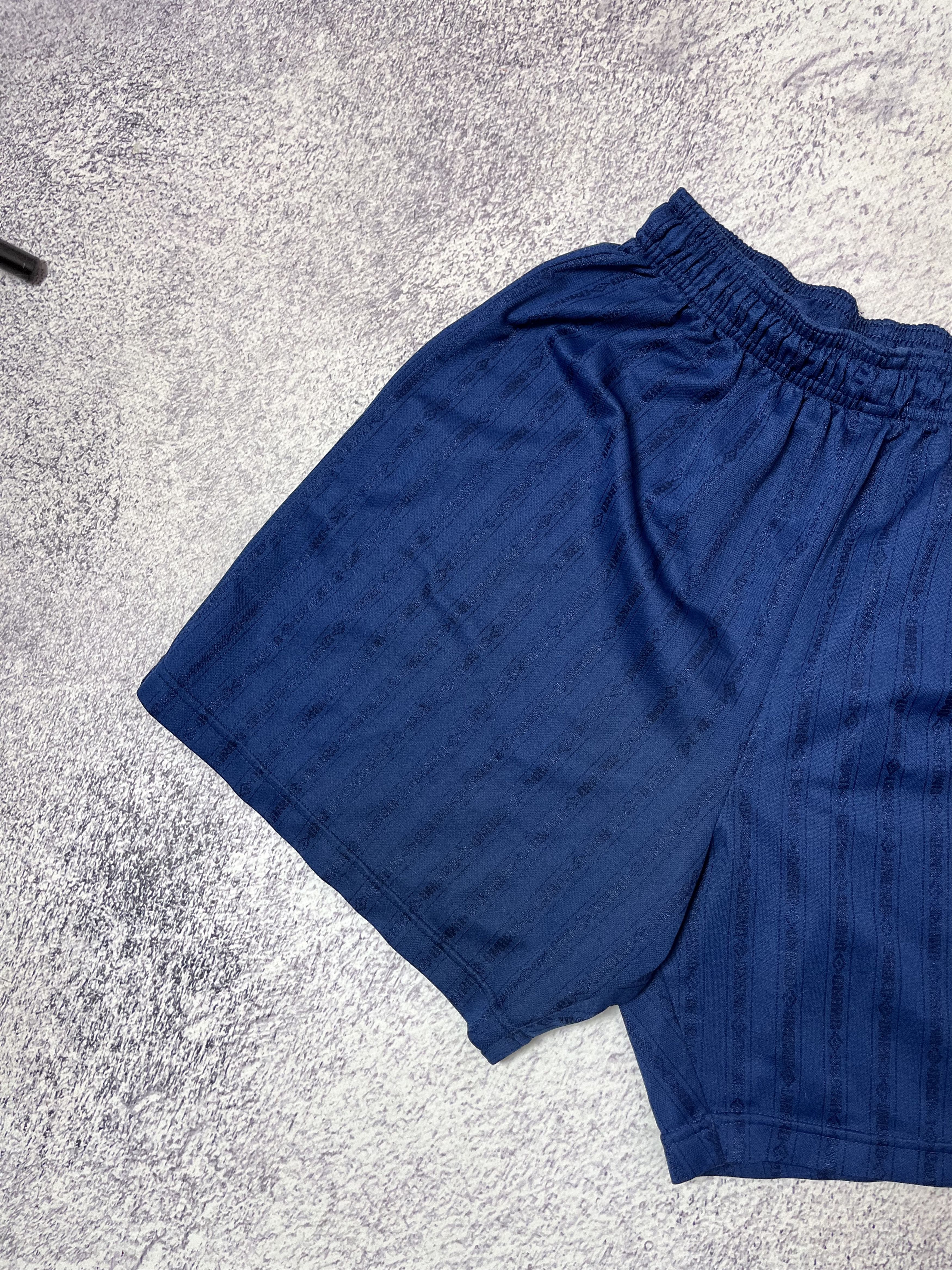 Umbro × Vintage Vintage mens short Umbro size M Size US 32 / EU 48 - 3 Thumbnail