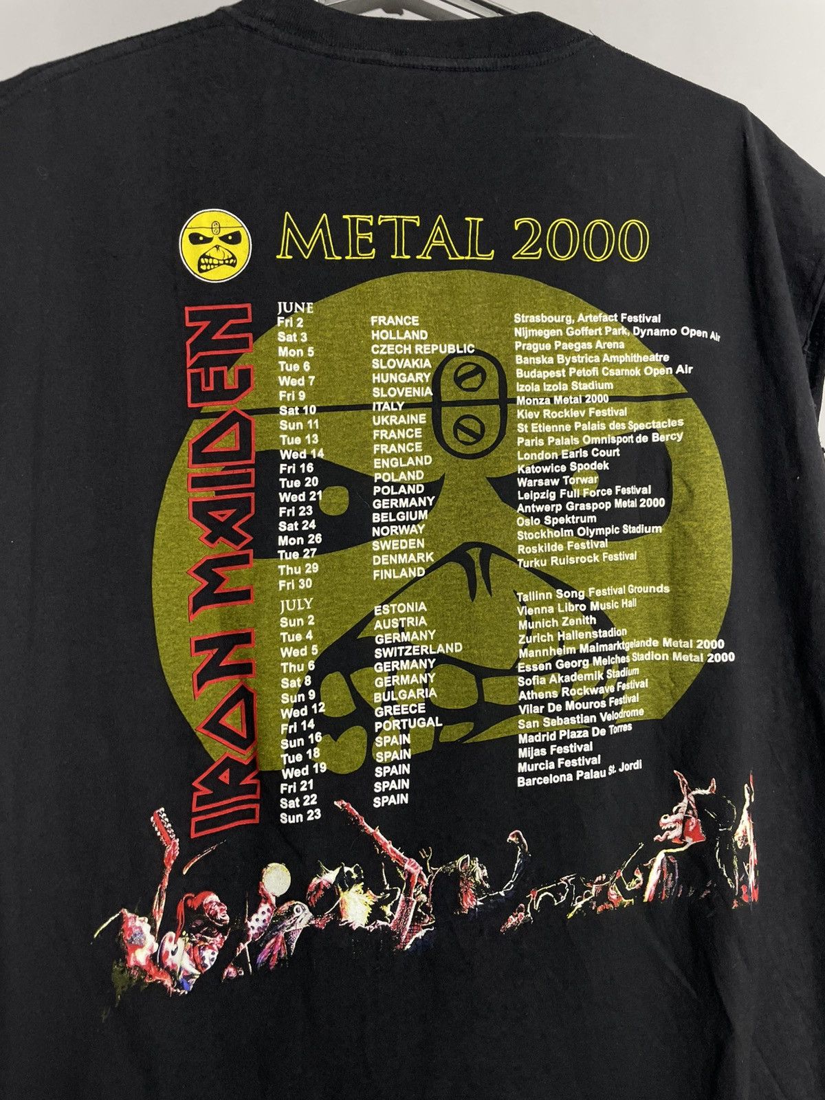 Vintage Vintage Iron Maiden European Tour 2000s Original Shirt Size US XL / EU 56 / 4 - 9 Thumbnail