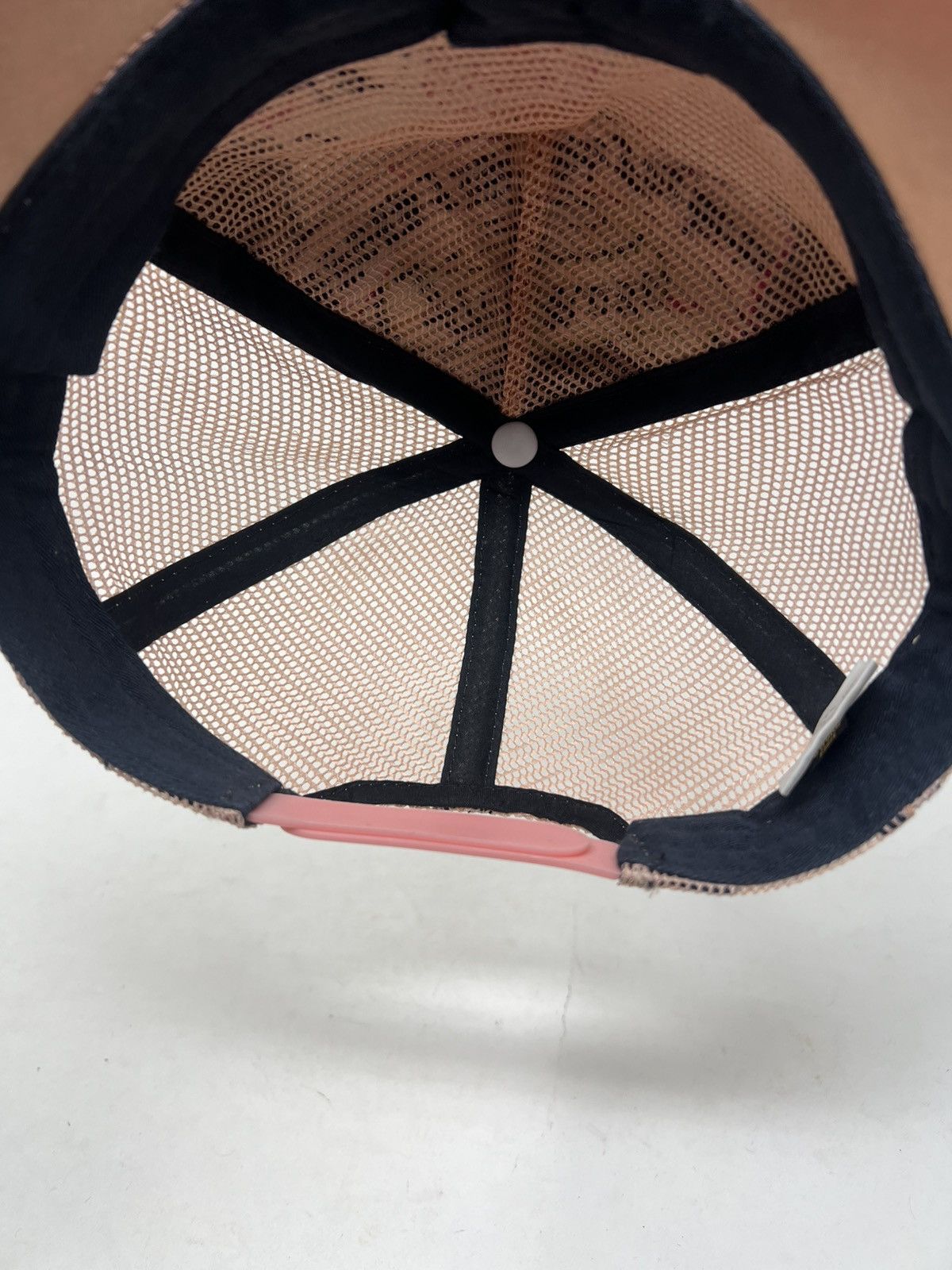 20471120 Fine Rose Fish Archive Trucker Hat Size ONE SIZE - 9 Thumbnail