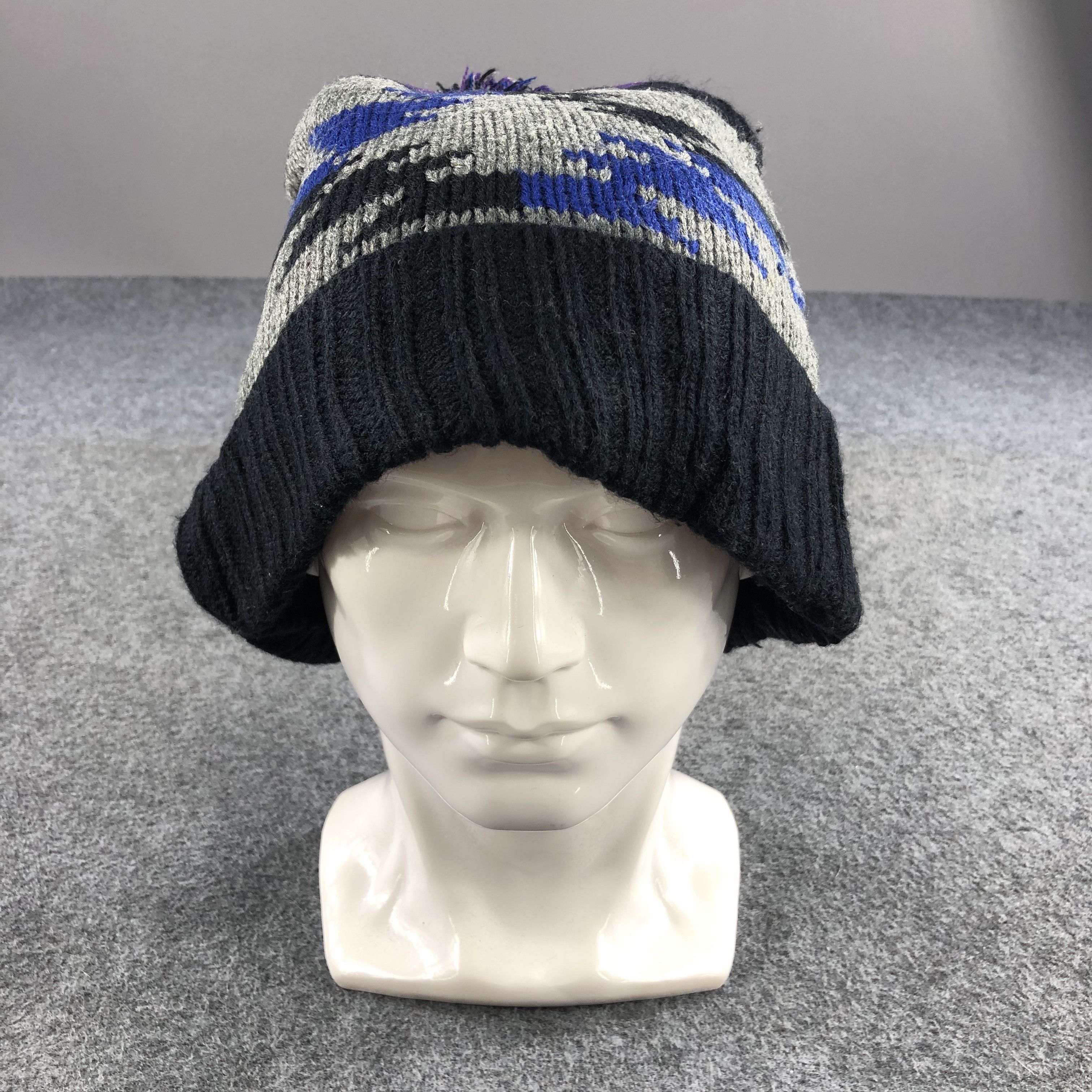 Japanese Brand Navajo Slouchy Bobble Beanie Snowcap Snow Hat B376 Size ONE SIZE - 1 Thumbnail