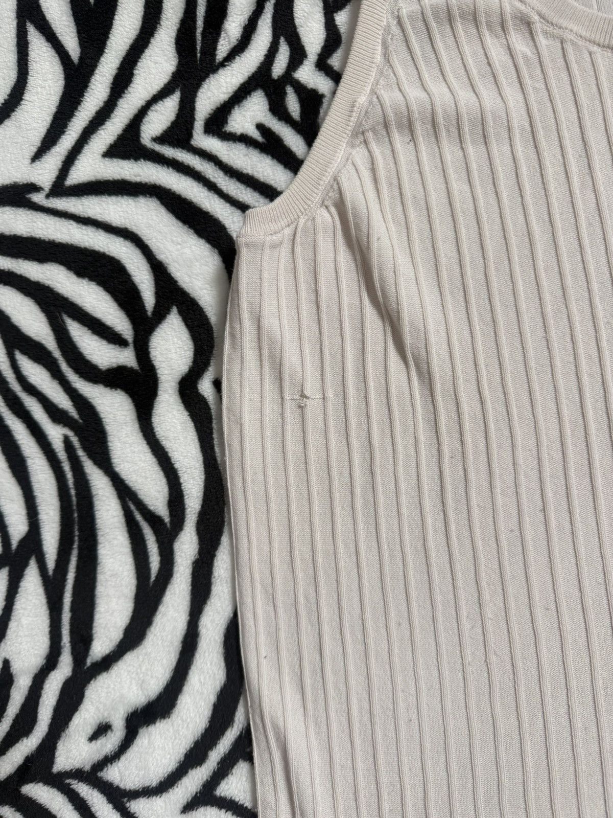 Acne Studios Acne Studios ISO Rib Tank Top Size S Creamy Size S / US 4 / IT 40 - 3 Thumbnail