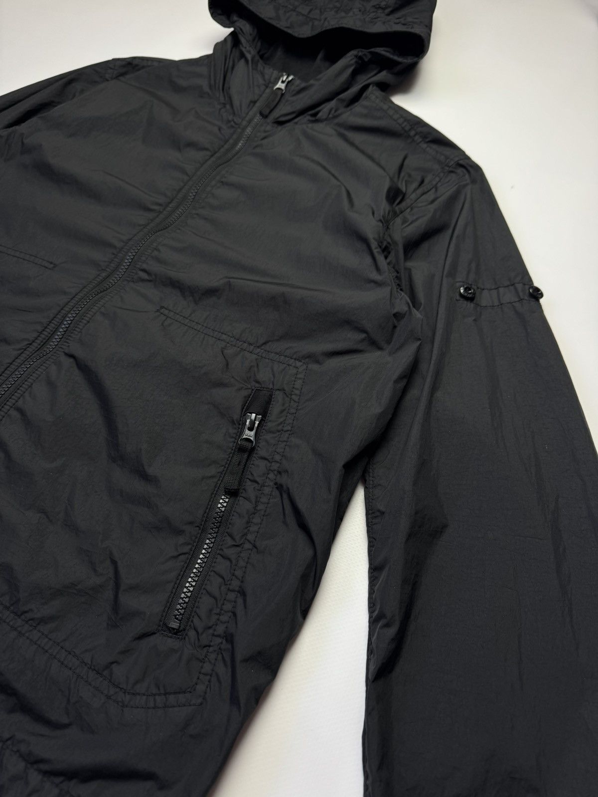 Stone Island STONE ISLAND Junior Black Crinkle Reps Hooded Jacket Men's Size US M / EU 48-50 / 2 - 6 Thumbnail