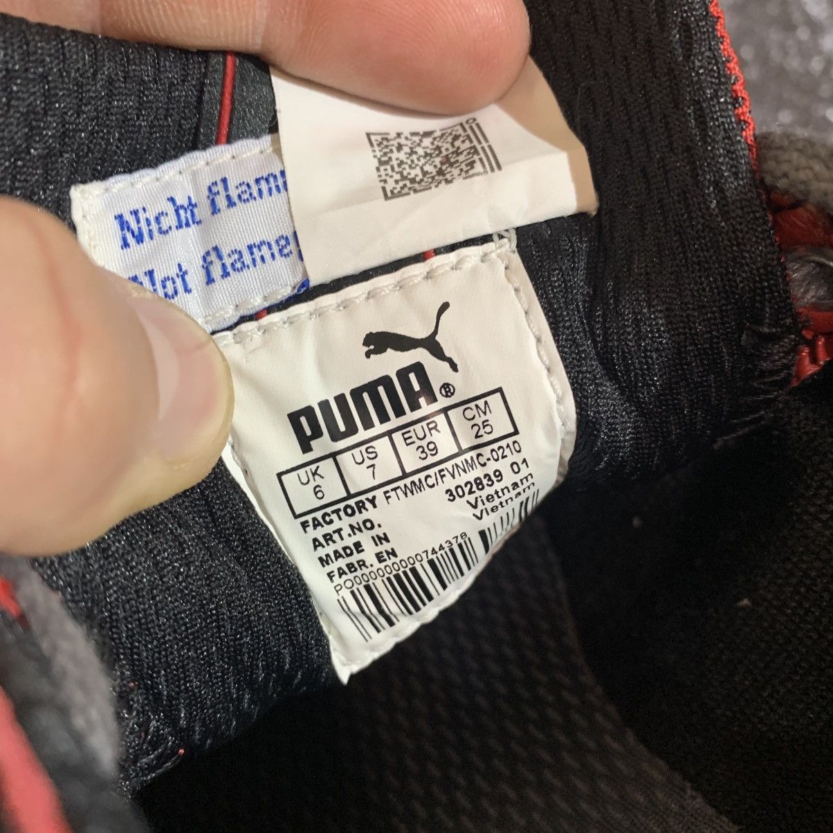 Puma × Vintage Puma Ferrari Sneakers Size 39 EU 7 US 25 cm Balenciaga Style Size US 7 / EU 40 - 9 Thumbnail