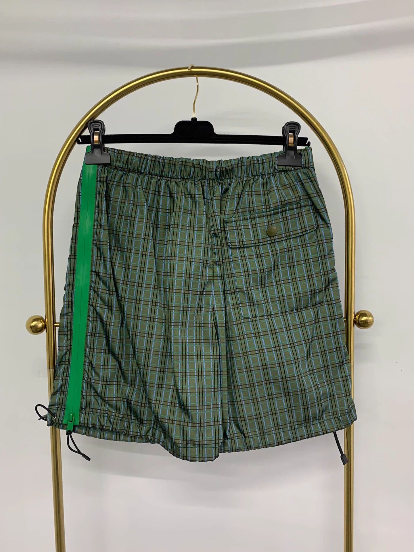 Prada Prada Green Check Top & Shorts Women's 36/38 Near New Size XS / US 0-2 / IT 36-38 - 5 Thumbnail
