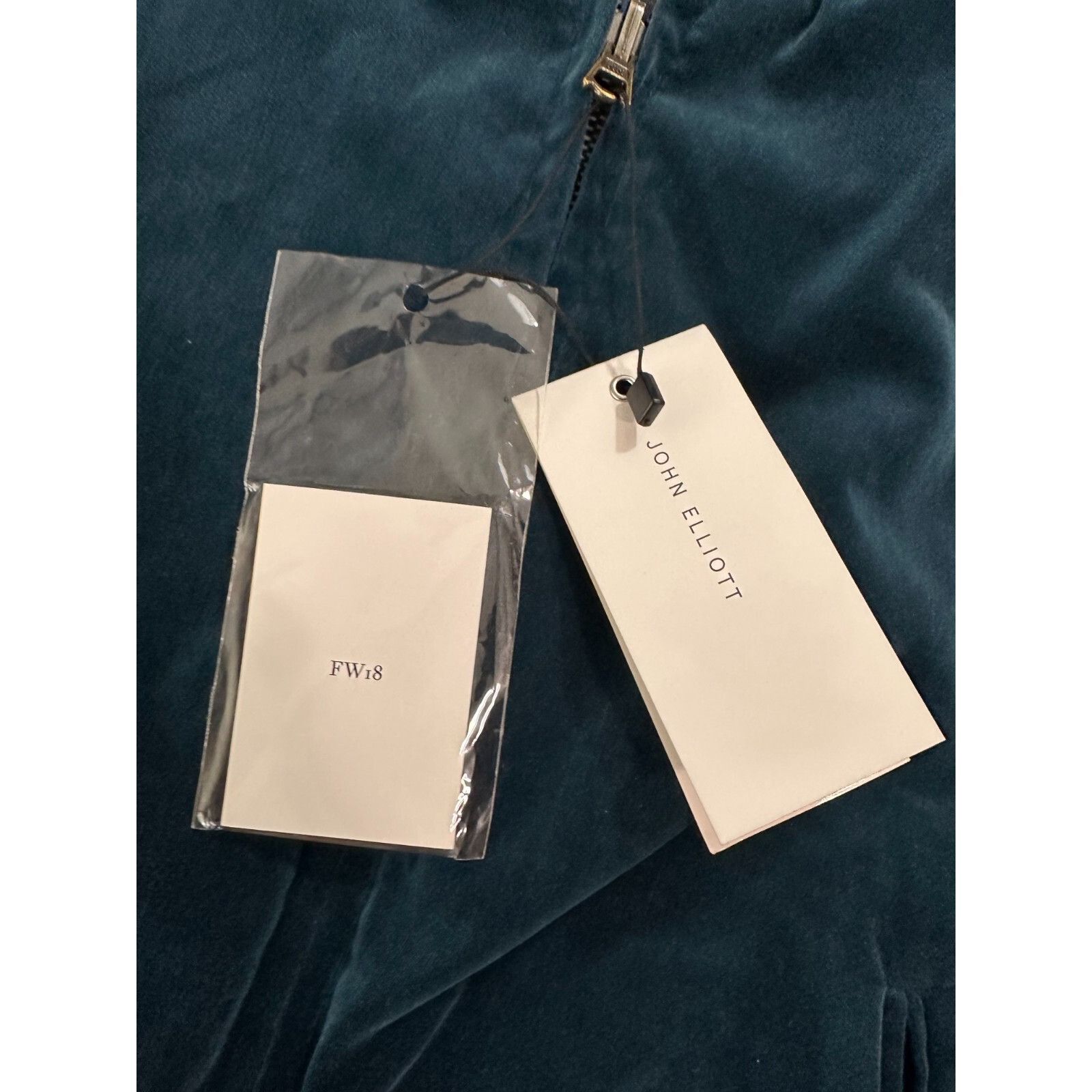 John Elliott John Elliott Iris velvelt/satin reversible Bomber Jacket tea Size L / US 10 / IT 46 - 5 Thumbnail