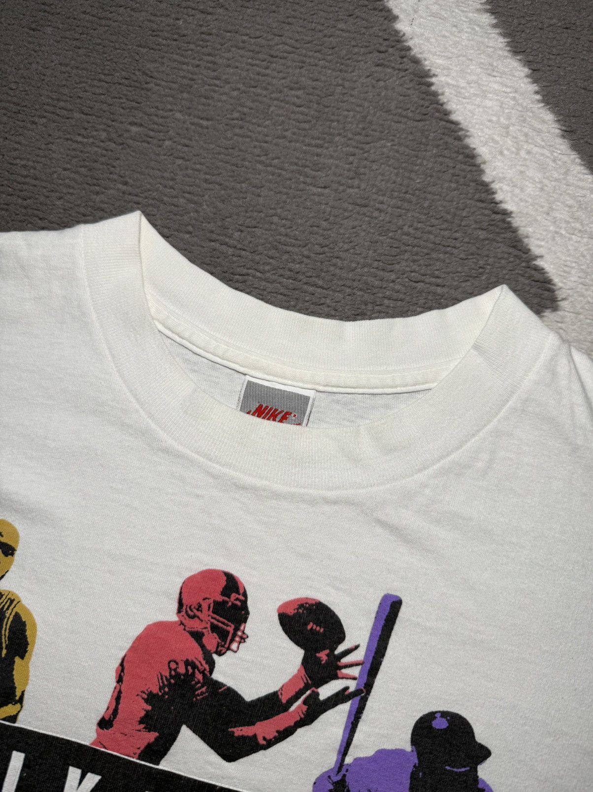 Nike Vintage 80’s Nike Made in USA Single Stitch Graphic T-shirt Size US XL / EU 56 / 4 - 18 Thumbnail