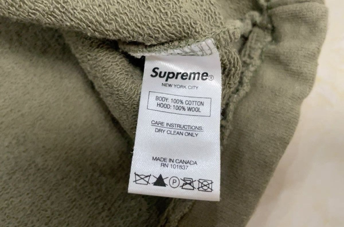 Comme des Garcons Supreme cdg Olive hooded sweatershirt Size US S / EU 44-46 / 1 - 4 Thumbnail