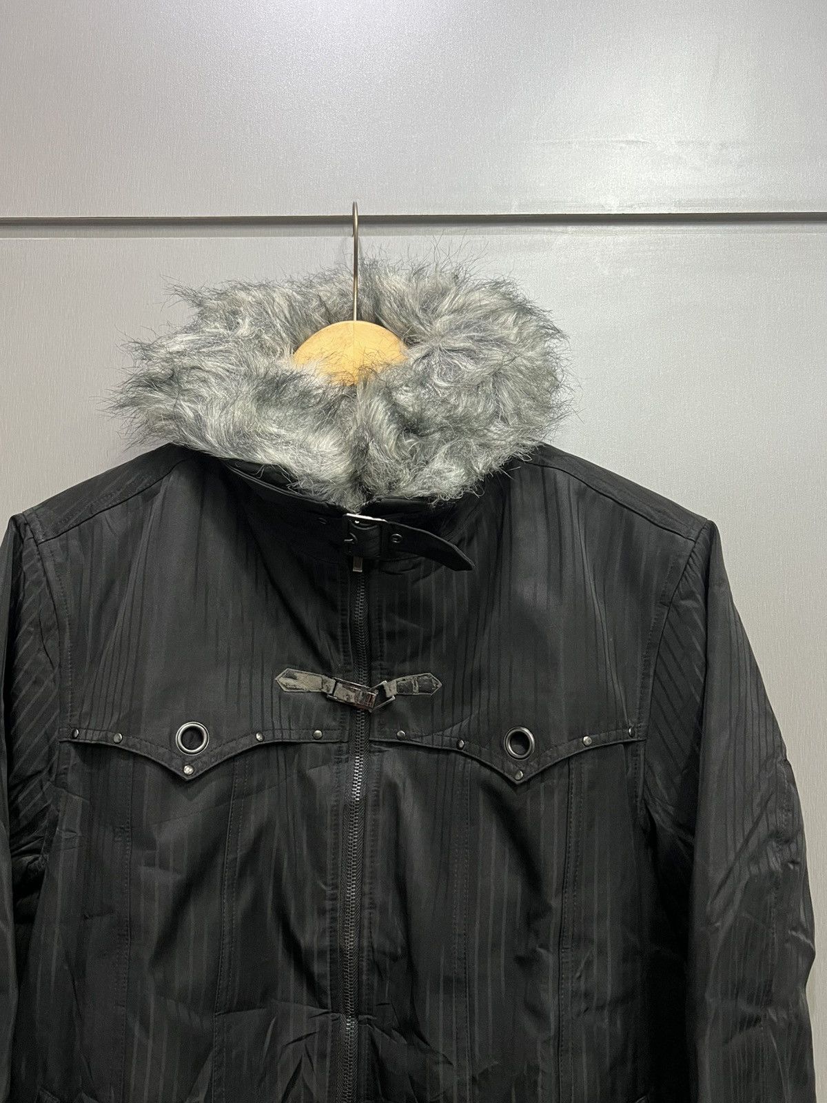 If Six Was Nine × Japanese Brand × Le Grande Bleu (L.G.B.) Crazy Splendid Satisfaction Bondage Fur Jacket Size US L / EU 52-54 / 3 - 2 Thumbnail