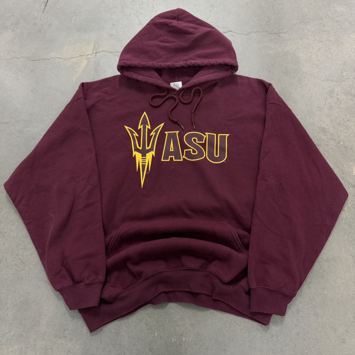 Gildan Arizona State Sun Devils ASU Hoodie Maroon Graphic Pullover Size US XL / EU 56 / 4 - 1 Thumbnail