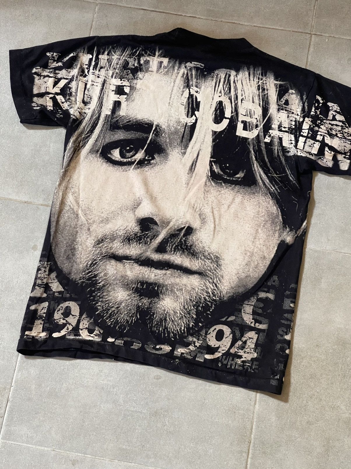 Nirvana 1994 Kurt Cobain Nirvana Memorial tee vintage single stitch Size US M / EU 48-50 / 2 - 8 Thumbnail