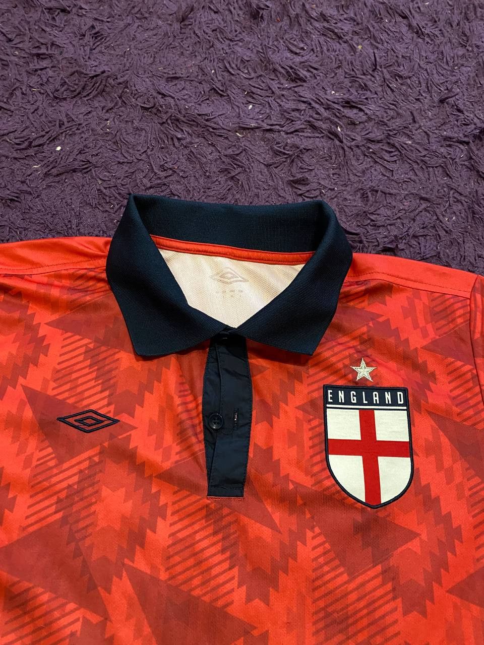 Umbro Umbro Mens England Soccer Jersey Red Polo Shirt Size US L / EU 52-54 / 3 - 5 Thumbnail