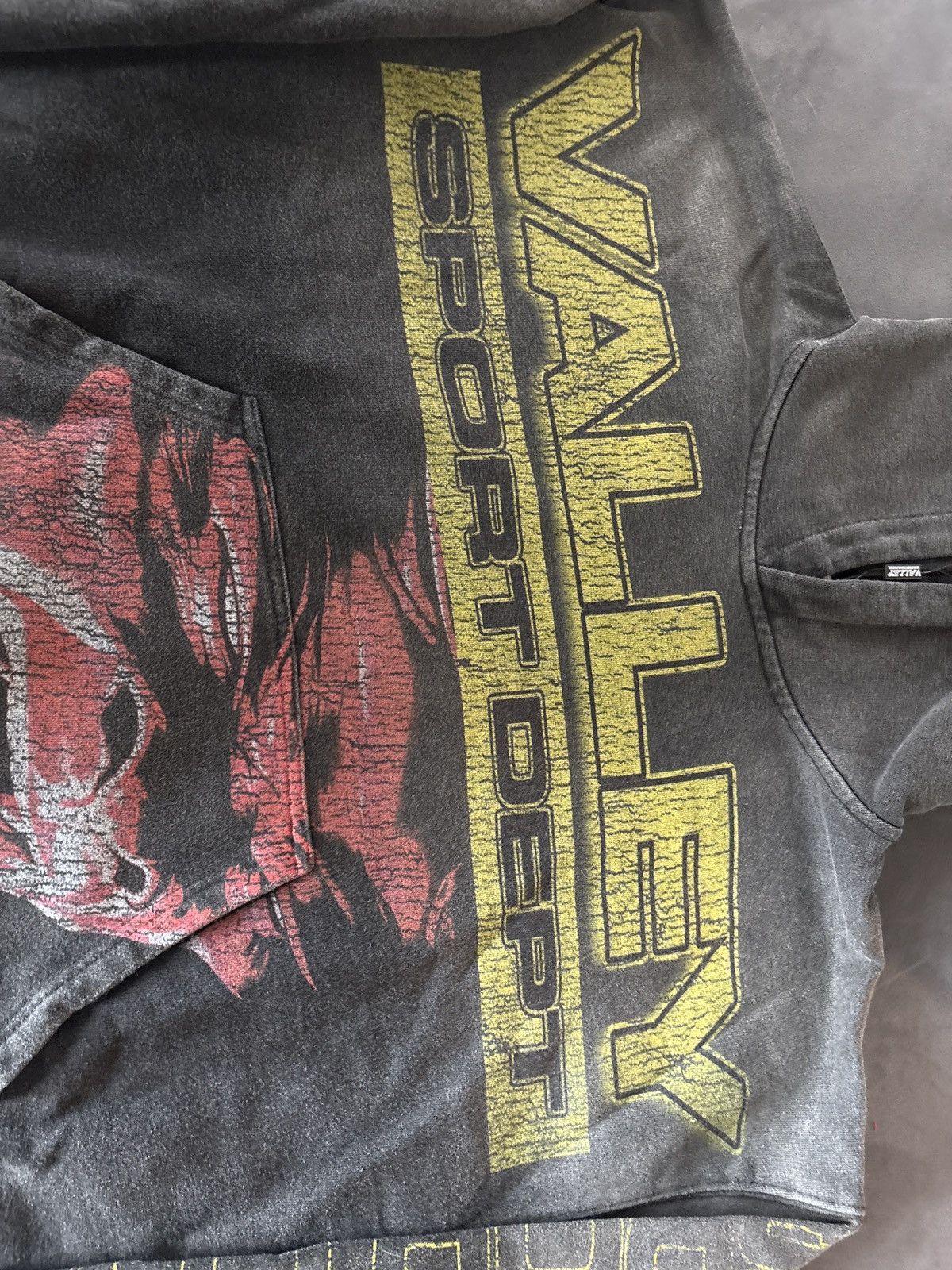 Vale Vale Hellboy pullover hoodie sport dept Size US XL / EU 56 / 4 - 5 Thumbnail