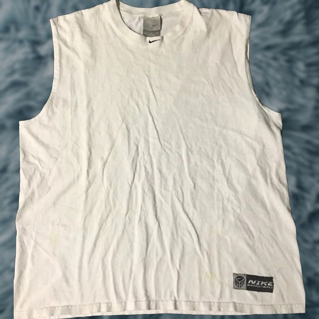 Nike VINTAGE Nike Center Swoosh Faded Tank Top XL White USA Basketball 90s Shirt Men Sleeveless Size US XL / EU 56 / 4 - 1 Thumbnail