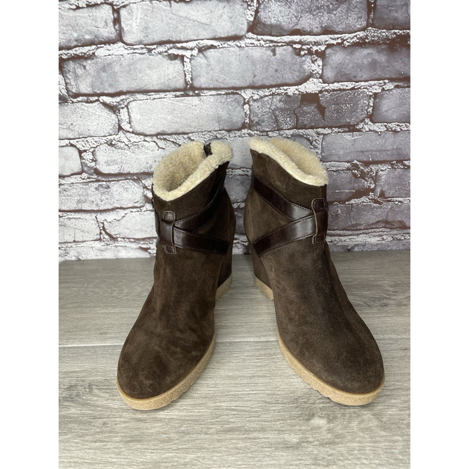 Aquatalia Aquatalia Brown Suede Faux Fur Strap Ankle Wedge Booties Wom Size US 10 / IT 40 - 11 Thumbnail