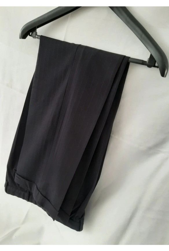 Brioni **SOLD** Brioni x Harrods Double-Breasted Navy Size 50R - 4 Thumbnail